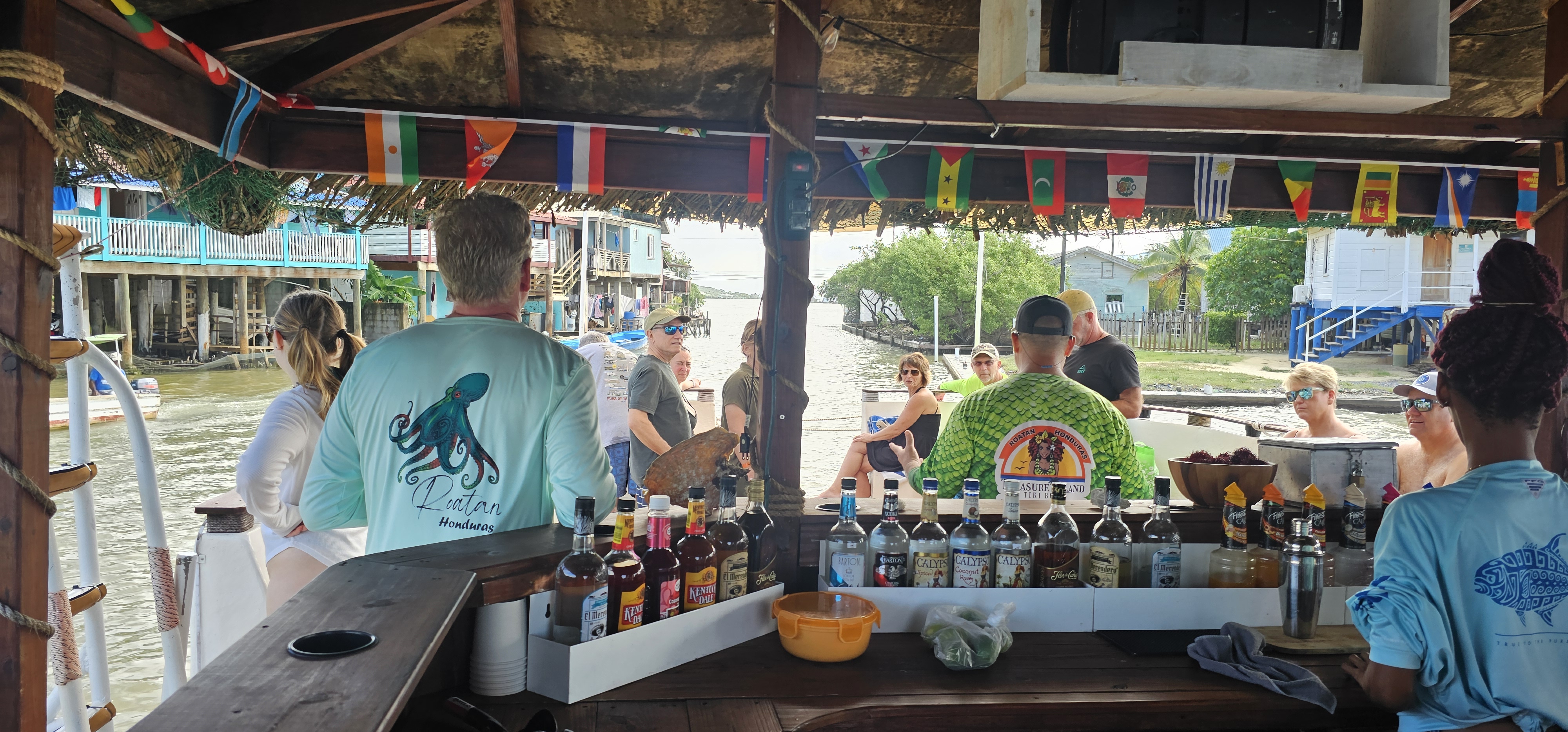 17+ Treasure Island Tiki Boat: Snorkel & Local Lunch Escape