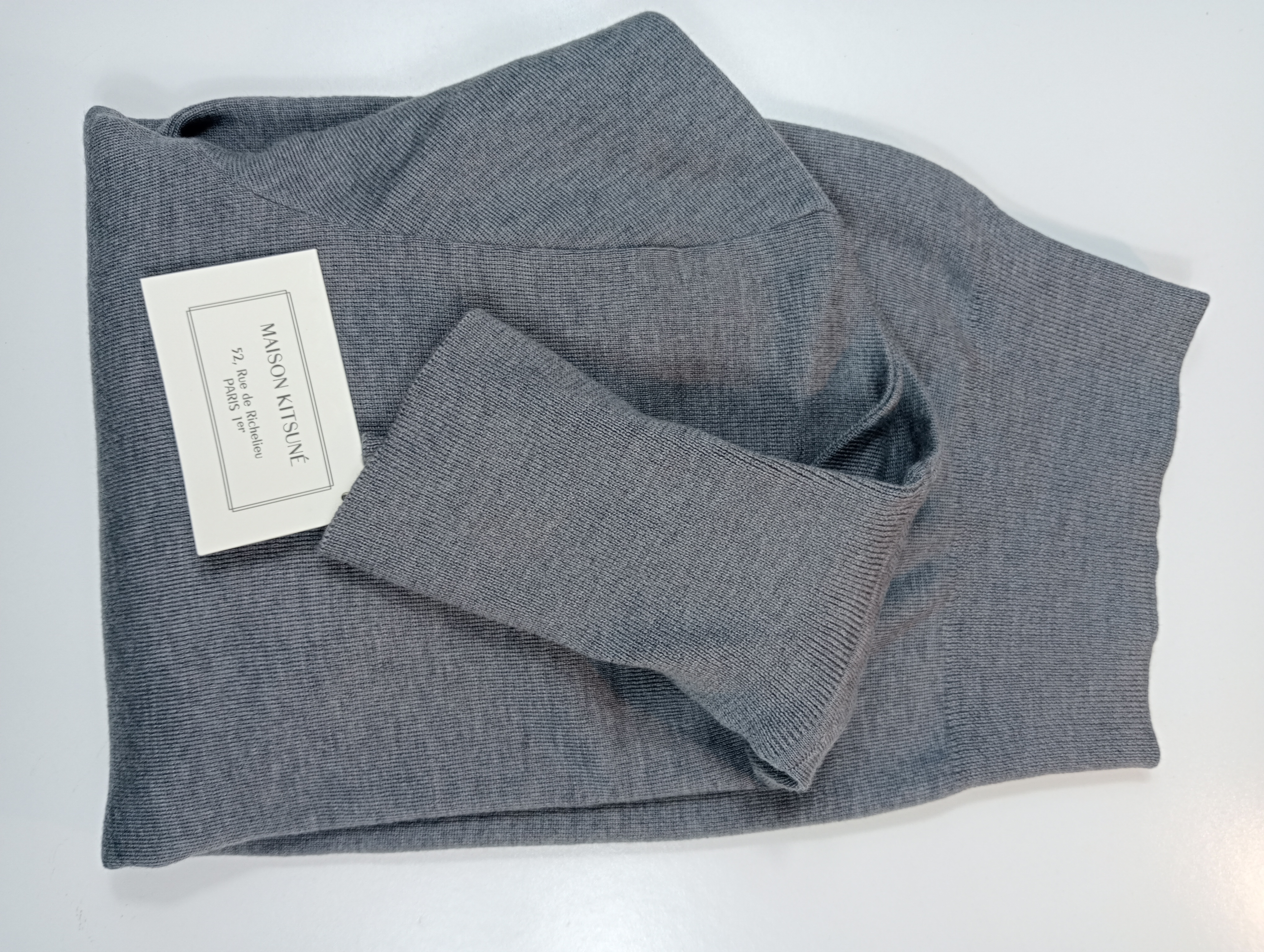 Pull en laine gris Mélange