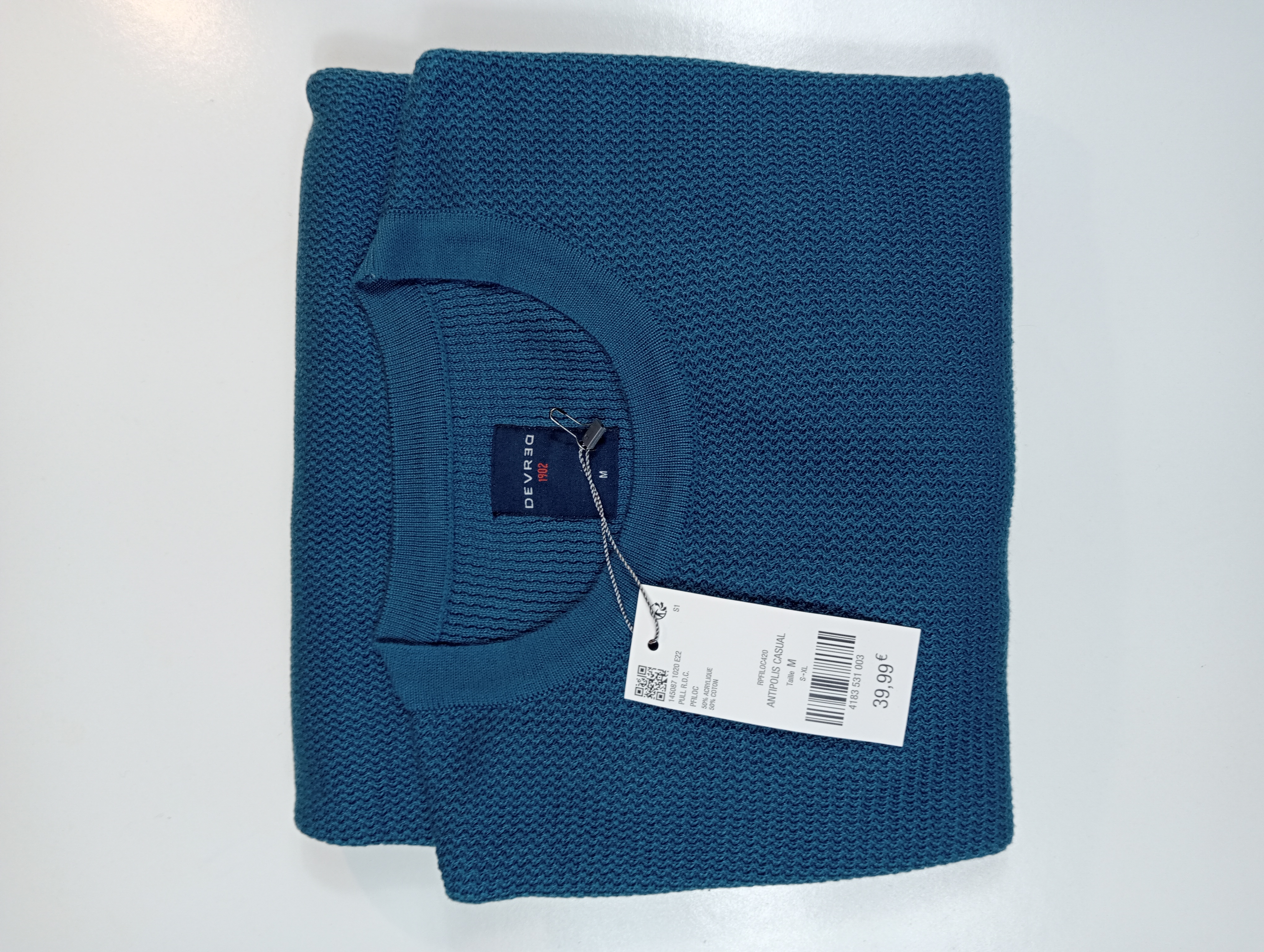 Pull-over bleu en maille