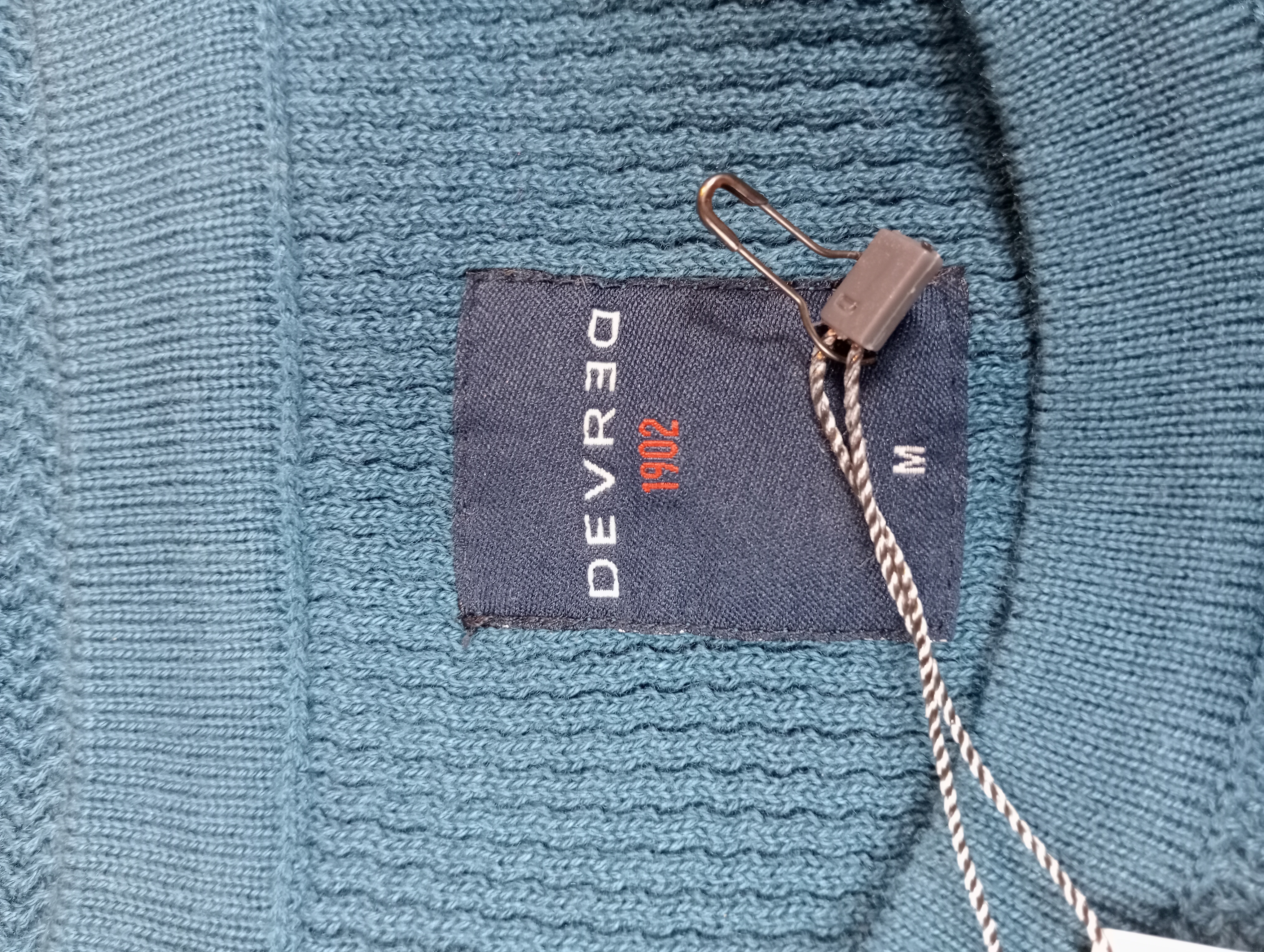 Pull-over bleu en maille