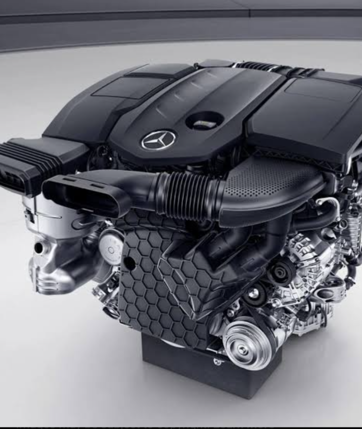 Mercedes-Benz Engine