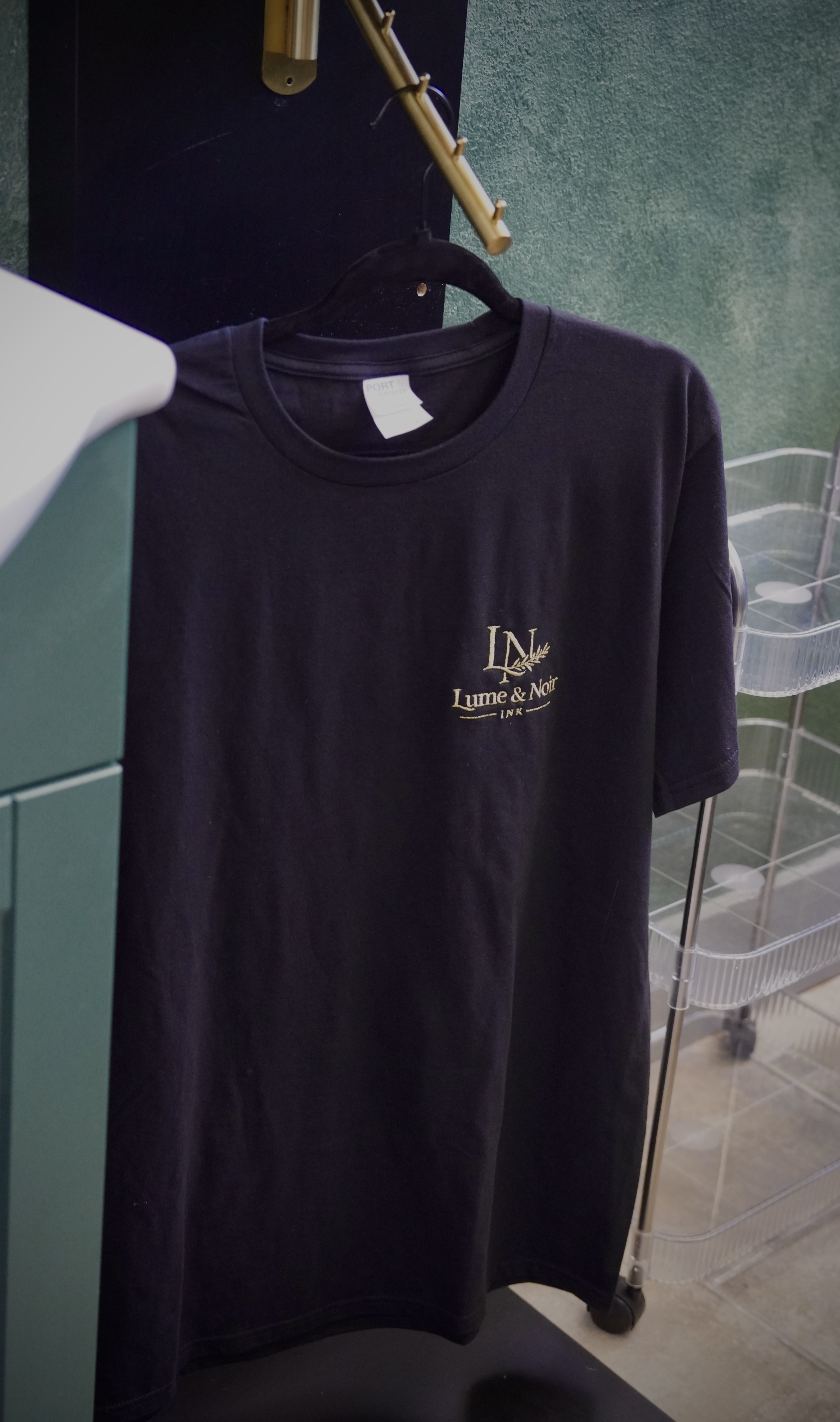 Lume & Noir Ink Signature Tee