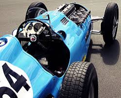 "POTENCIA AZUL: EL TALBOT-LAGO EN LA CURVA"