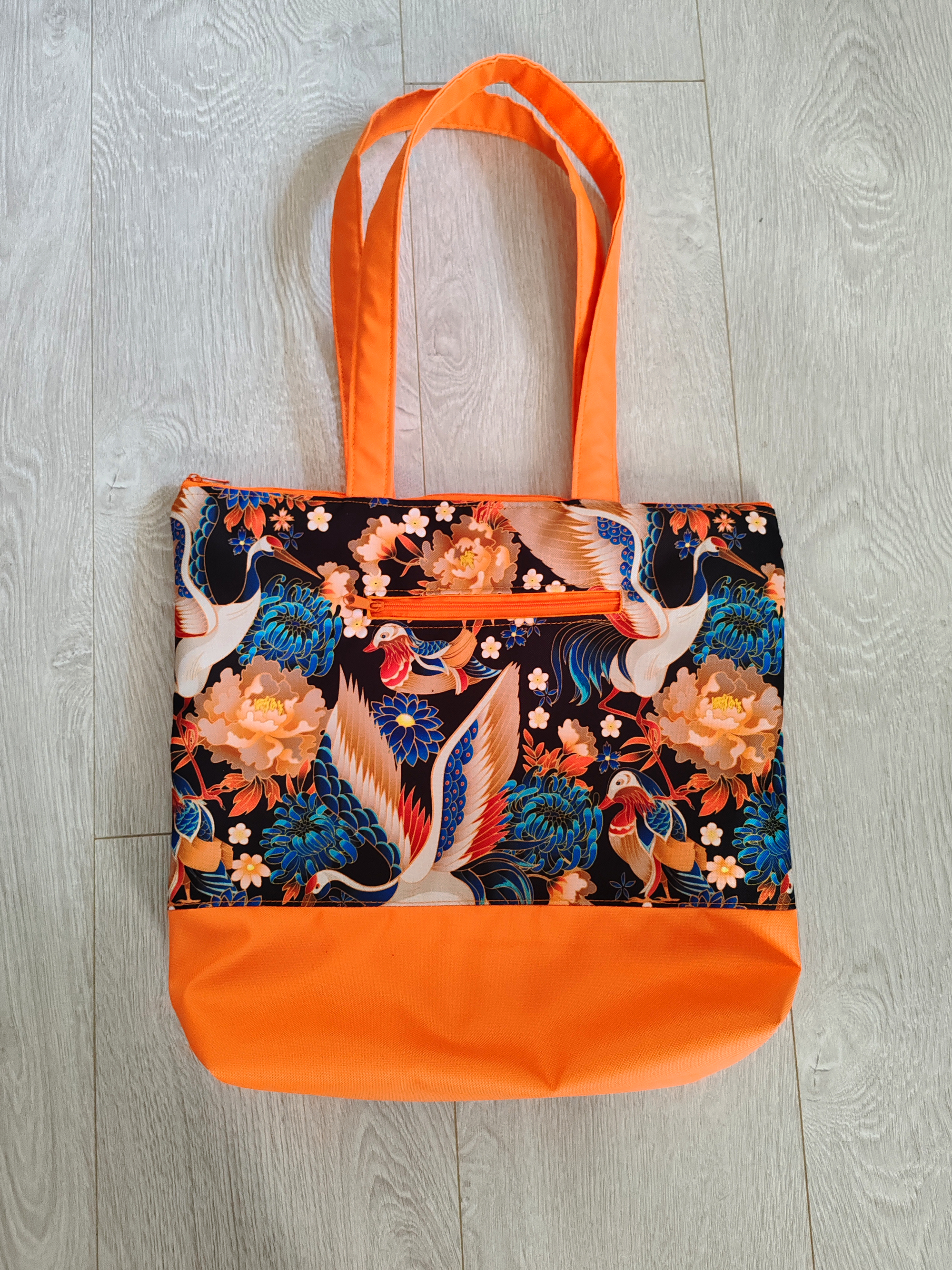 Torba codzienna zakupowa typu tote z motywem żurawii