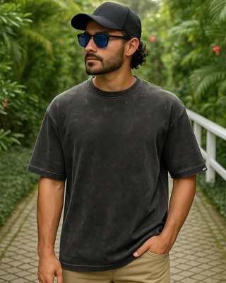 Men's Vintage Black T-Shirt