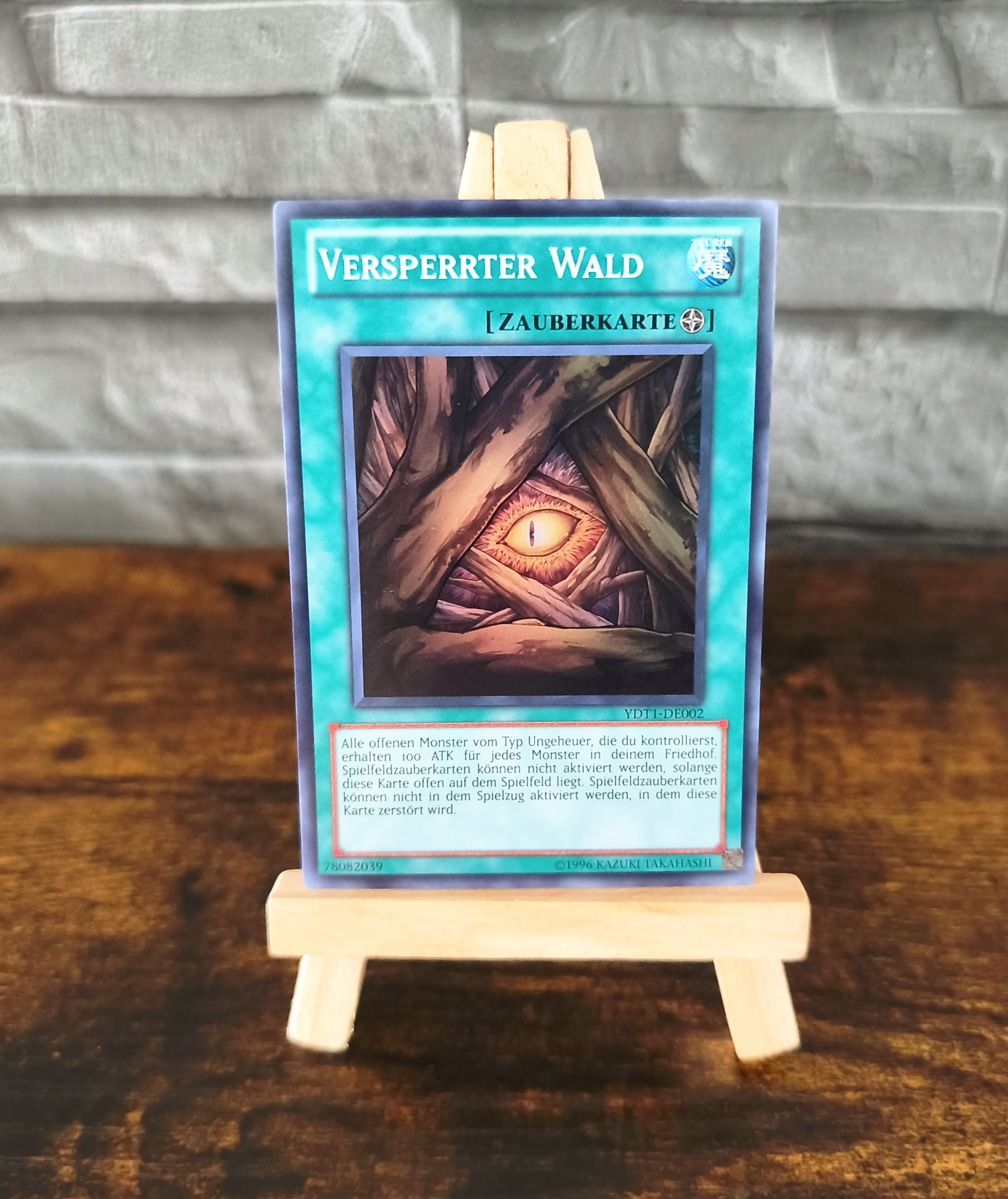 Yu-Gi-Oh! Sammelkarte Versperrter Wald (V.2 - Super Rare)