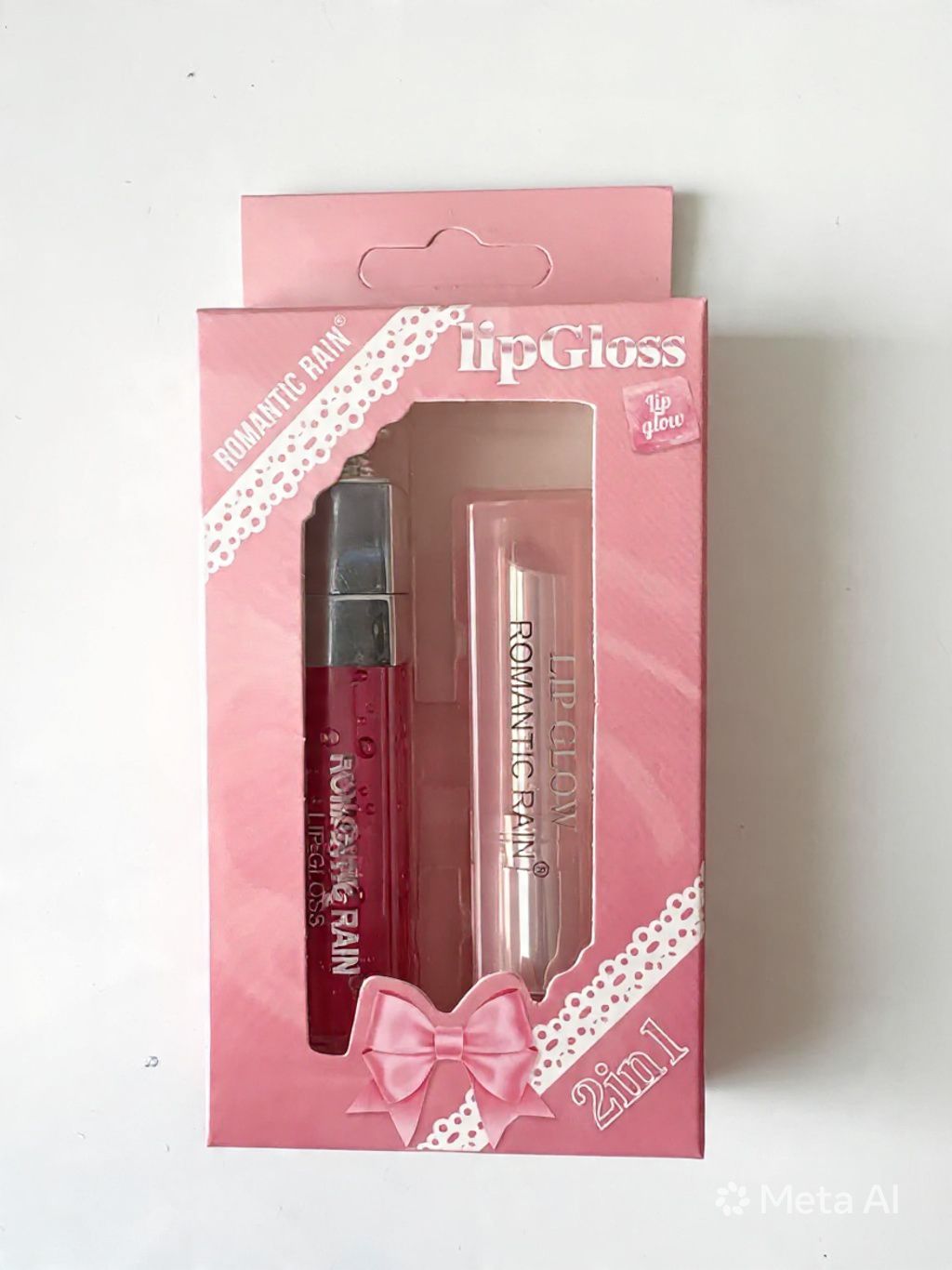Lip Gloss 2 en 1 – Brillo + Hidratación 