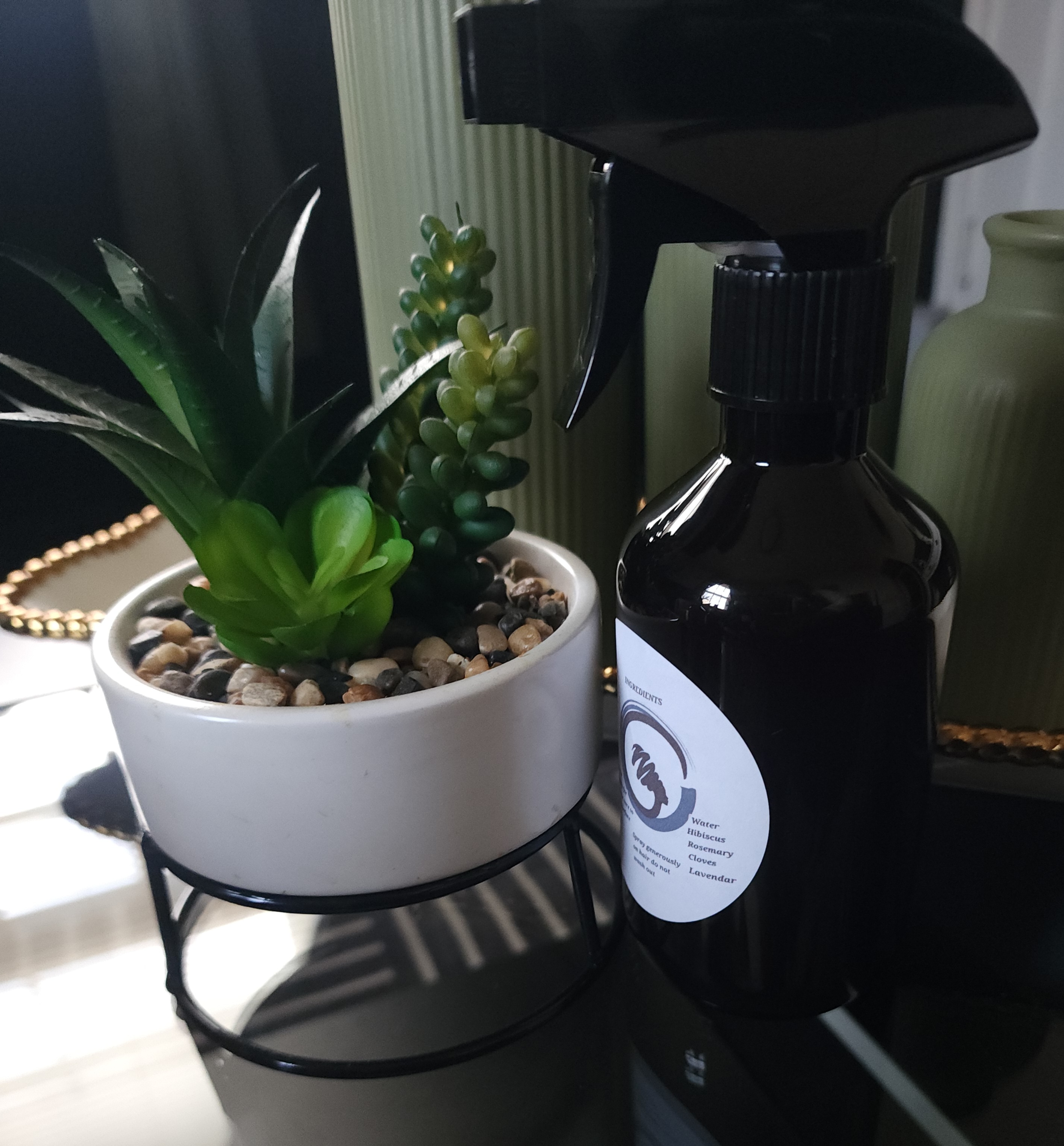 herbal hibiscus spray 