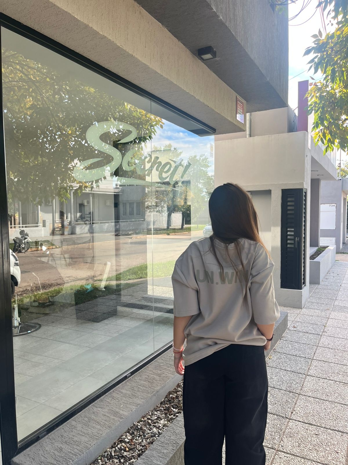 Remeras Importadas - UN WIND