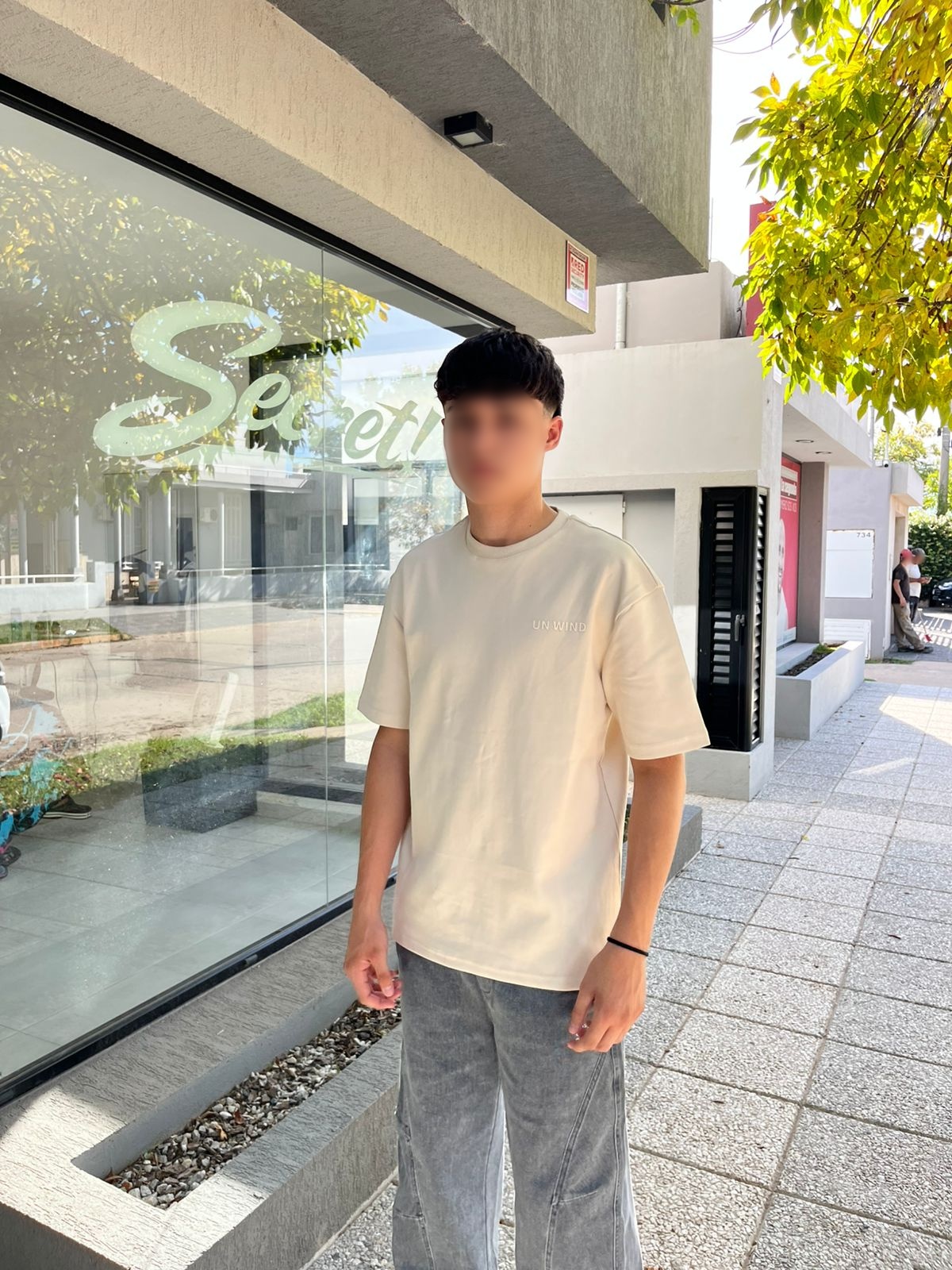 Remeras Importadas - UN WIND