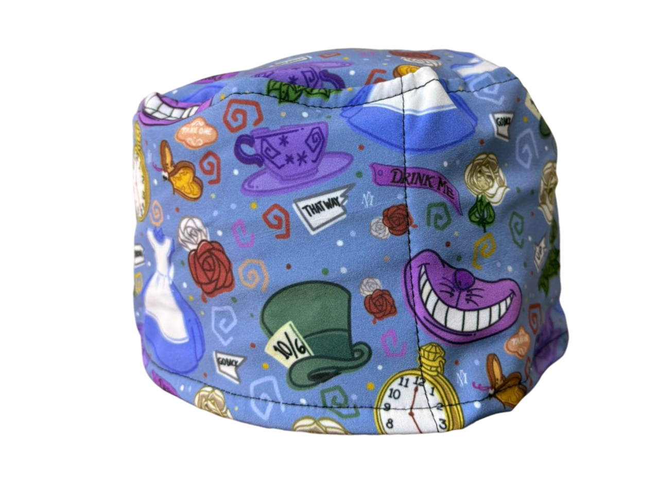 Gorro estampado de Alicia en el País de las Maravillas