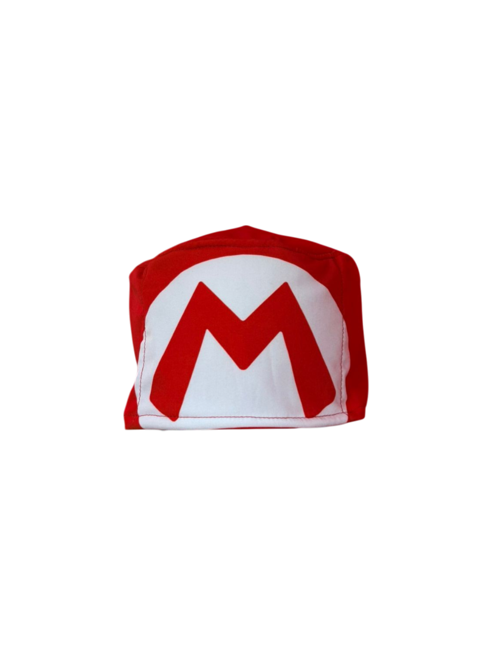 Gorra roja con letra M