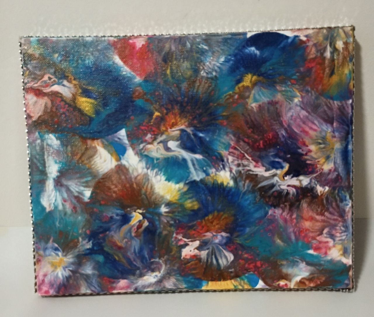 Blossom Brush