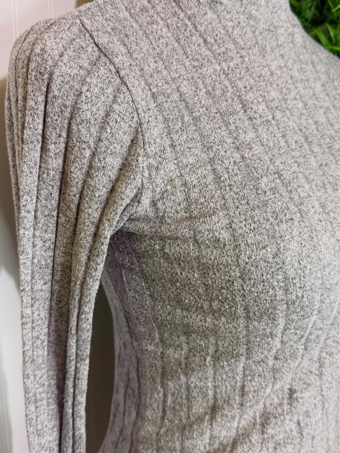 Polera Forever 21 Acanalada Cuello Alto - Gris Melange