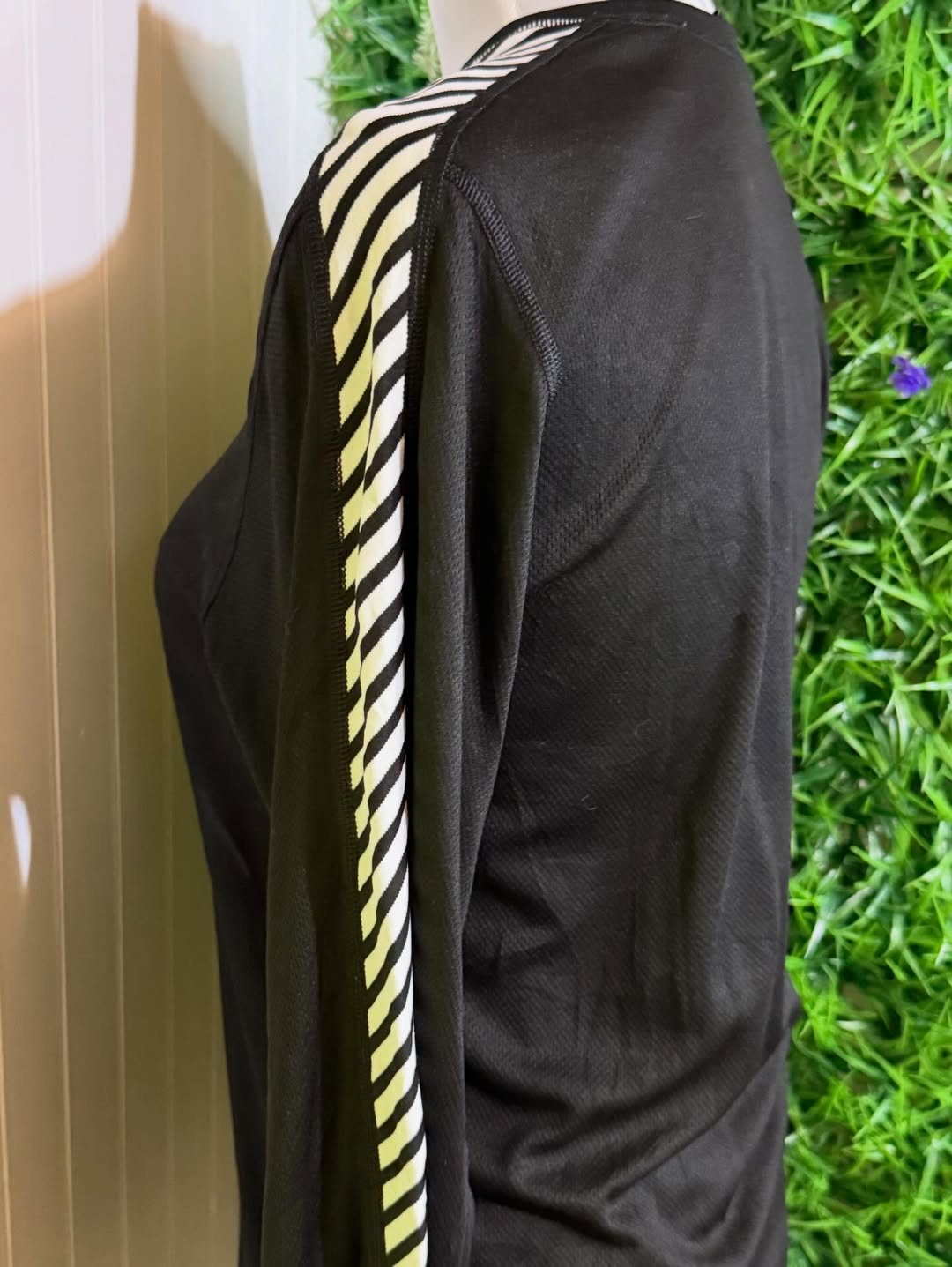 Camiseta Térmica Helly Hansen Manga Larga para Hombre – Entrenamiento Pro