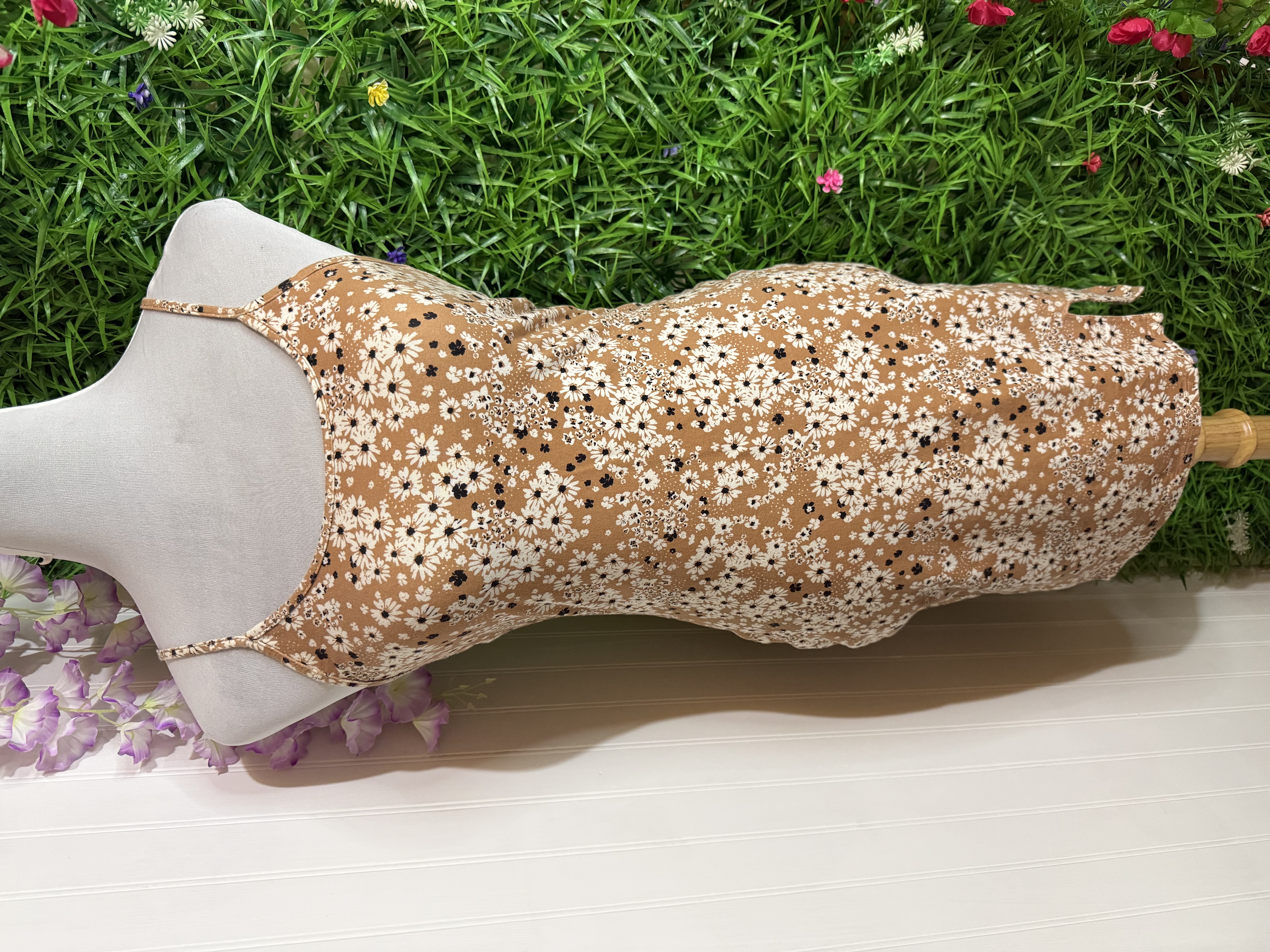 Vestido Ajustado Wild Fable - Estampado Floral Camel