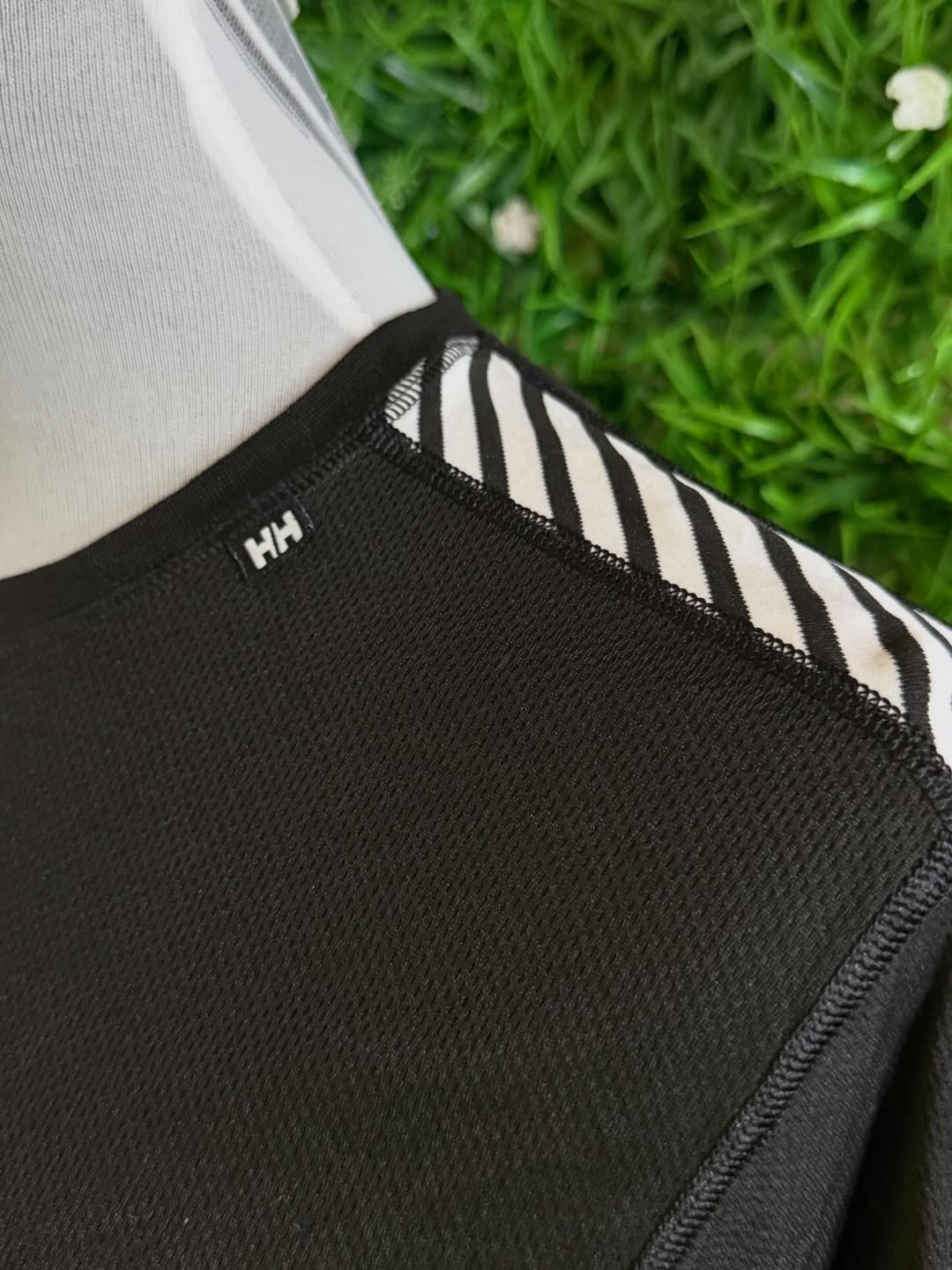 Camiseta Térmica Helly Hansen Manga Larga para Hombre – Entrenamiento Pro