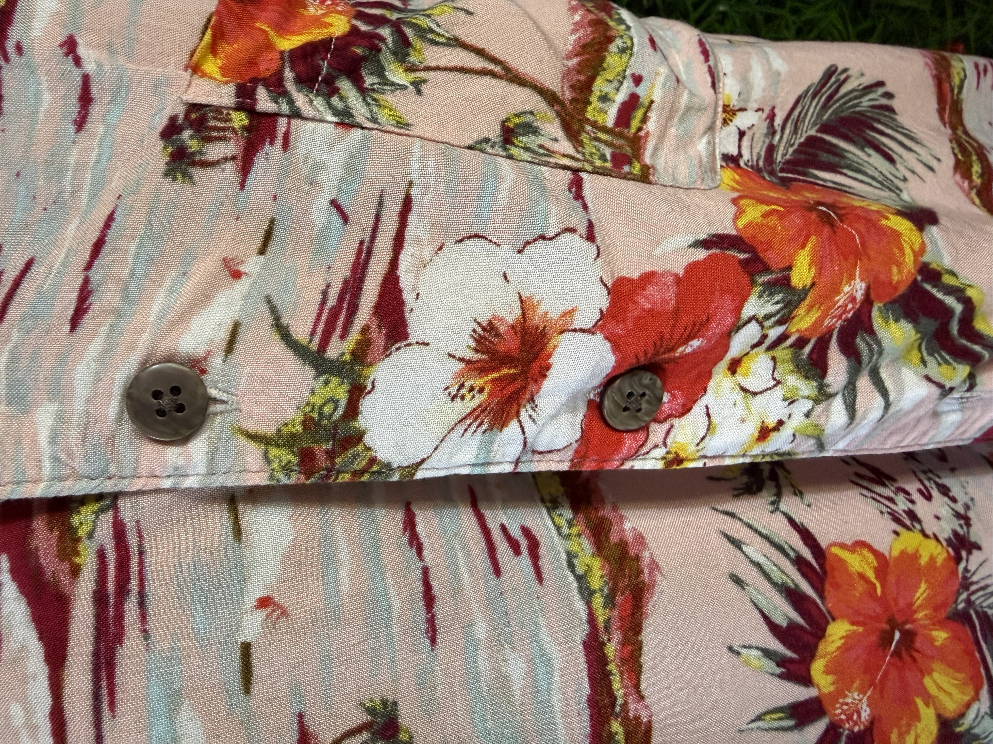 Camisa Guayabera George - Estampado Tropical Floral