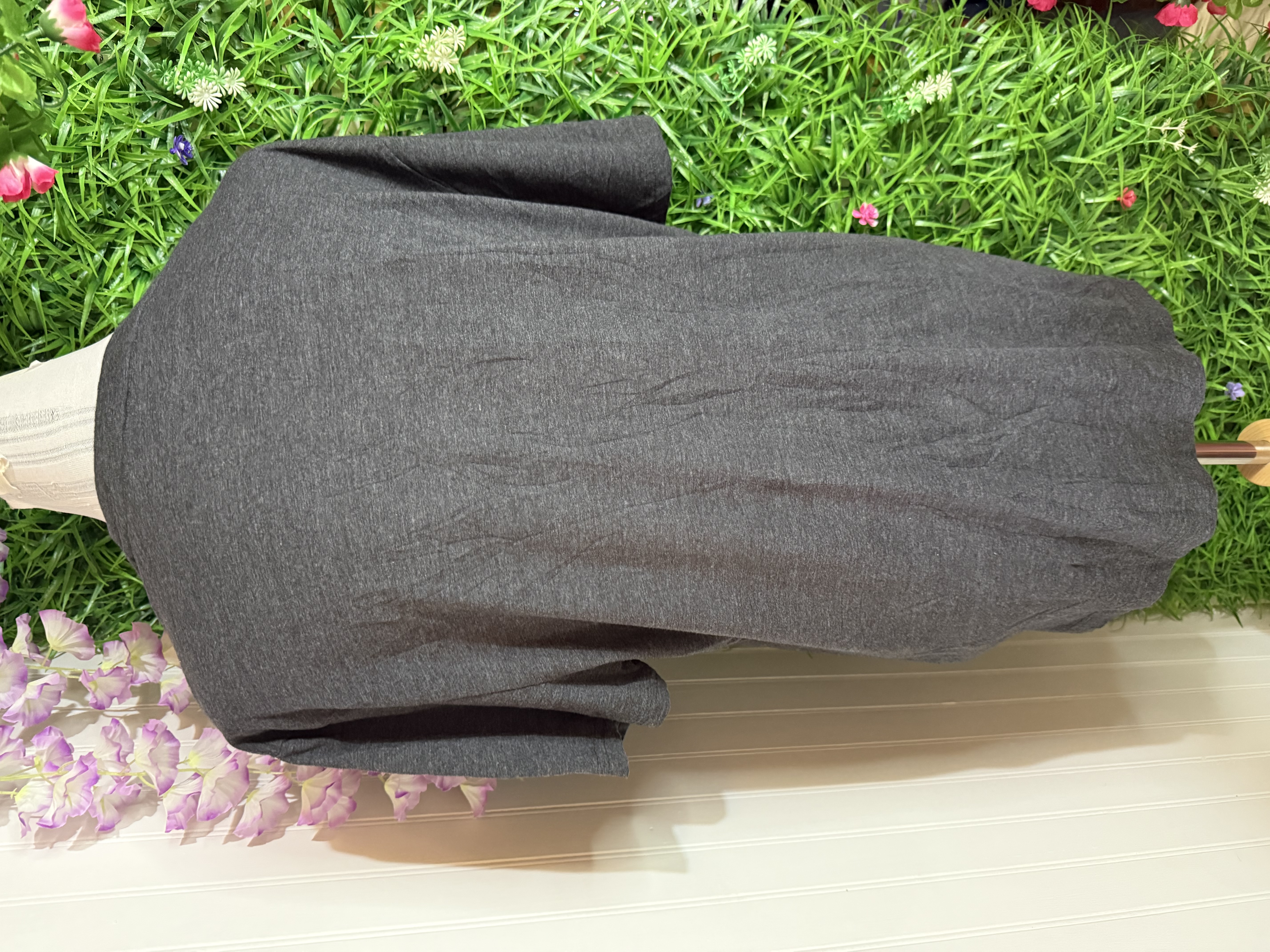 Polera Banana Republic Gris con Gráfico de Bicicleta