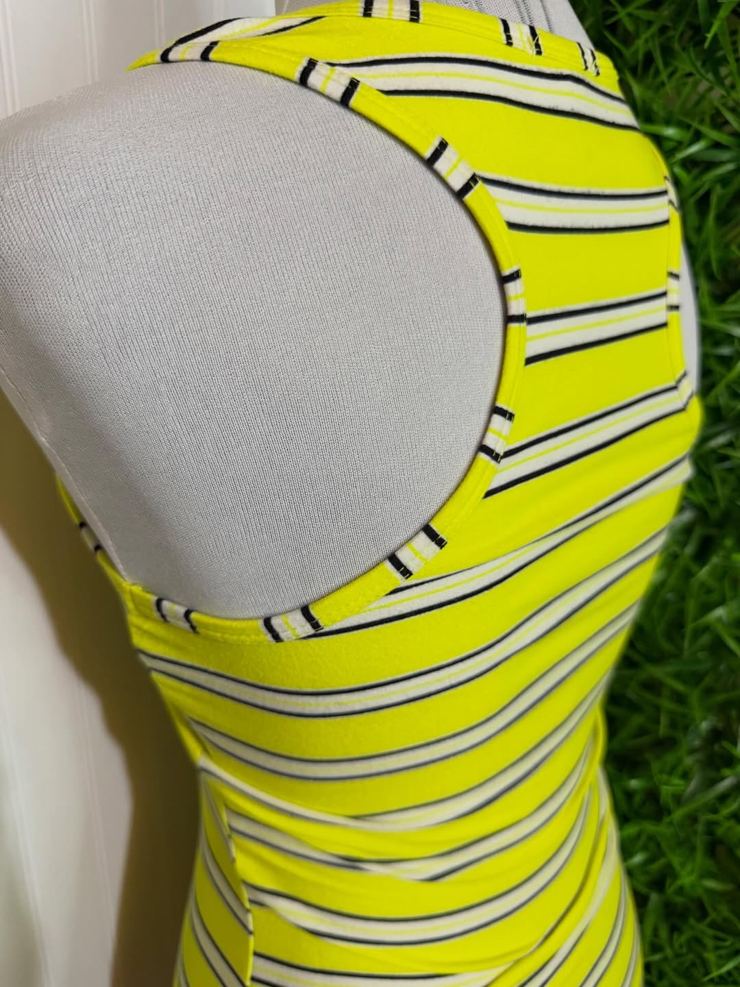 Polera Musculosa Rayada Amarillo Neón - Ardene Basic