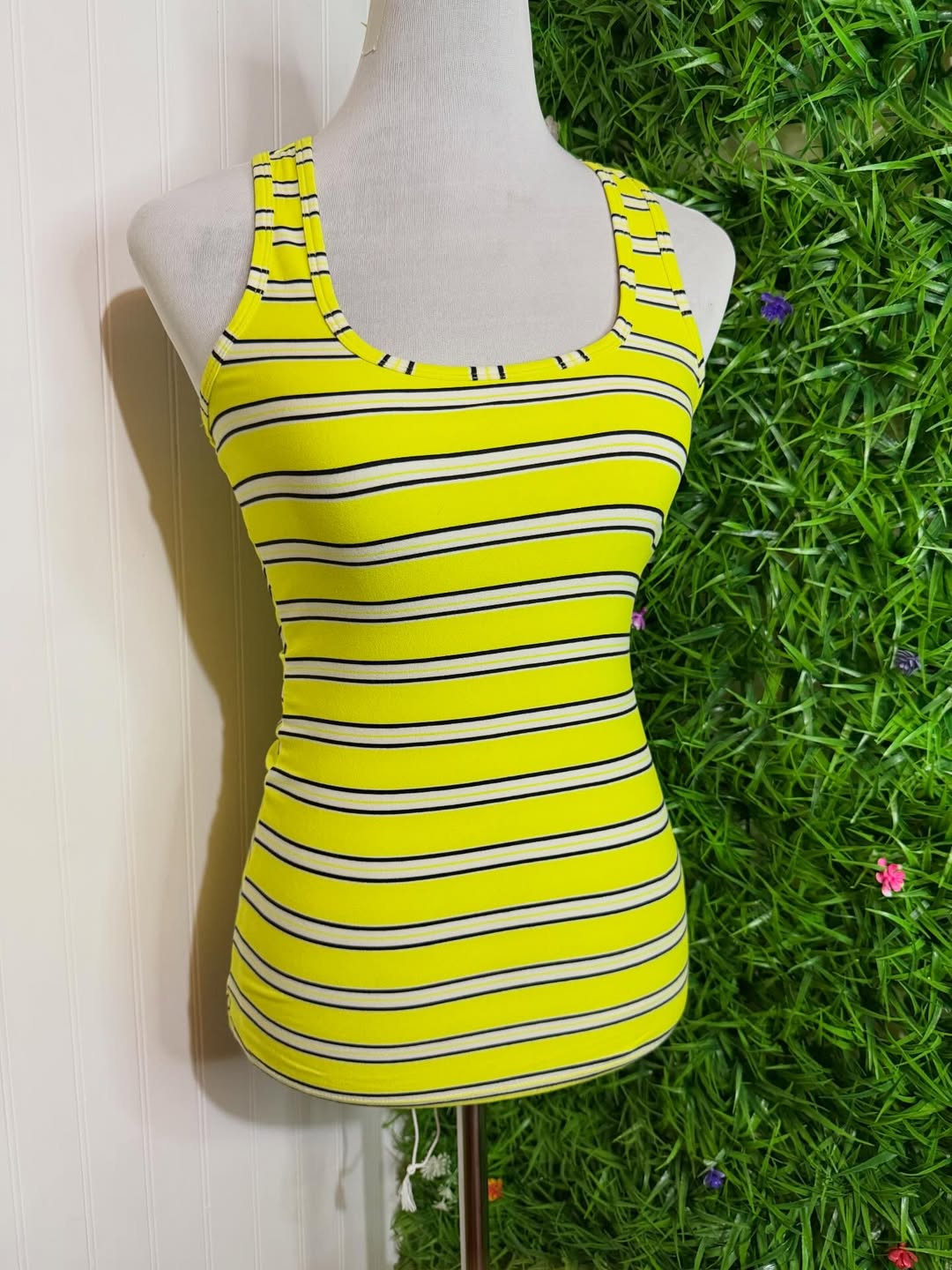 Polera Musculosa Rayada Amarillo Neón - Ardene Basic