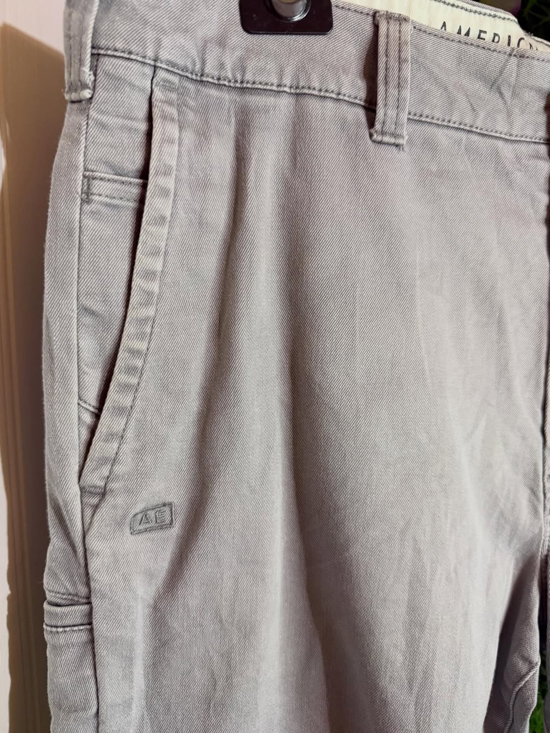 Short Casual American Eagle – Gris Topo