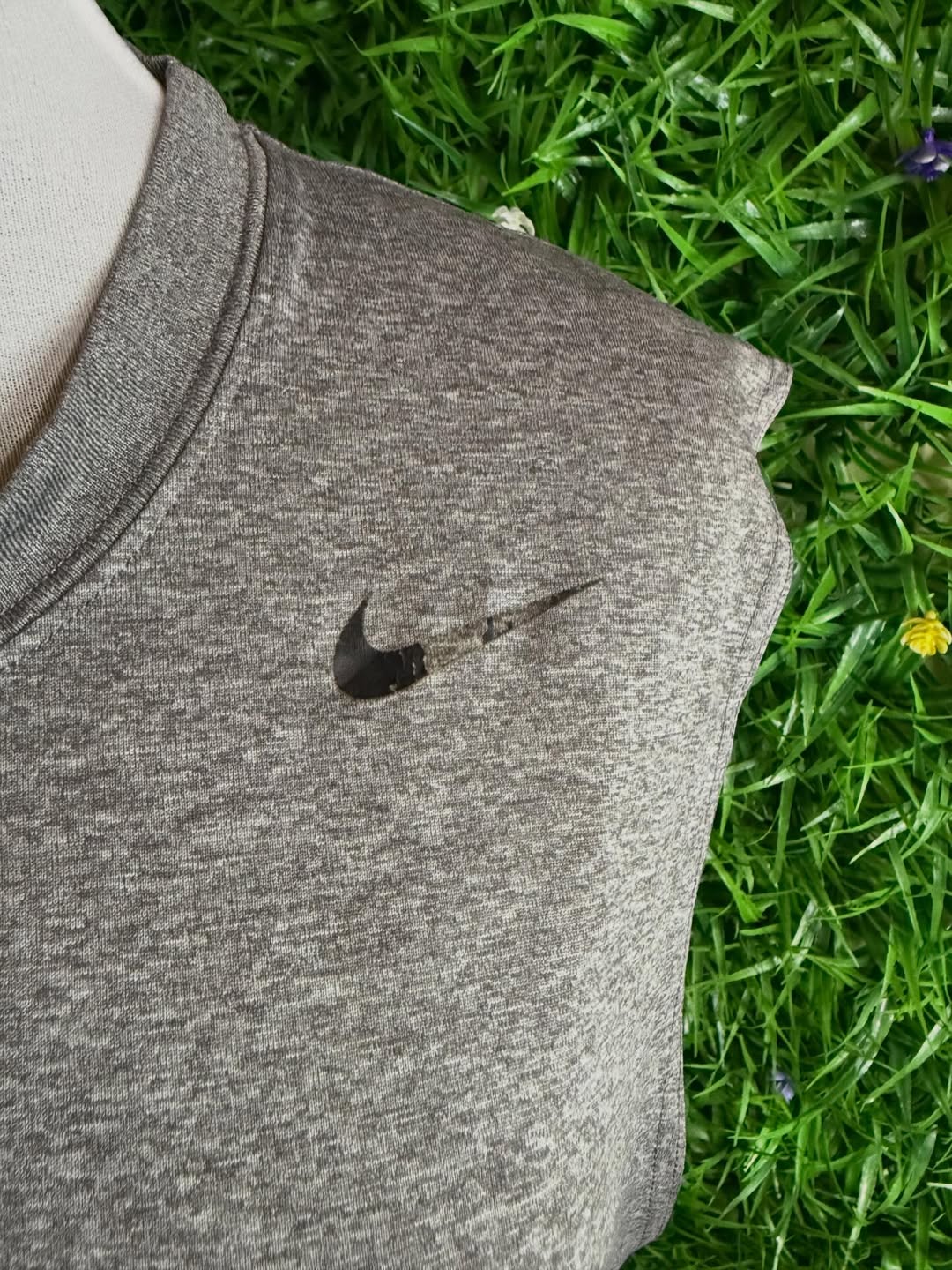 Muscle Tee Nike Dri-Fit – Gris Jaspeado