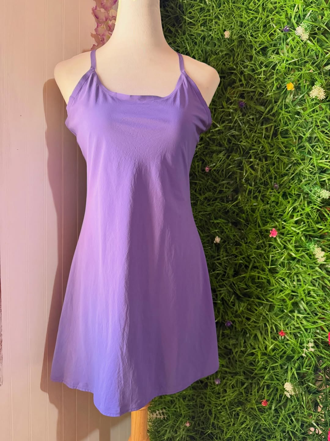 Vestido Deportivo Outdoor Voices - Lila con Shorts Interiores y Bolsillos