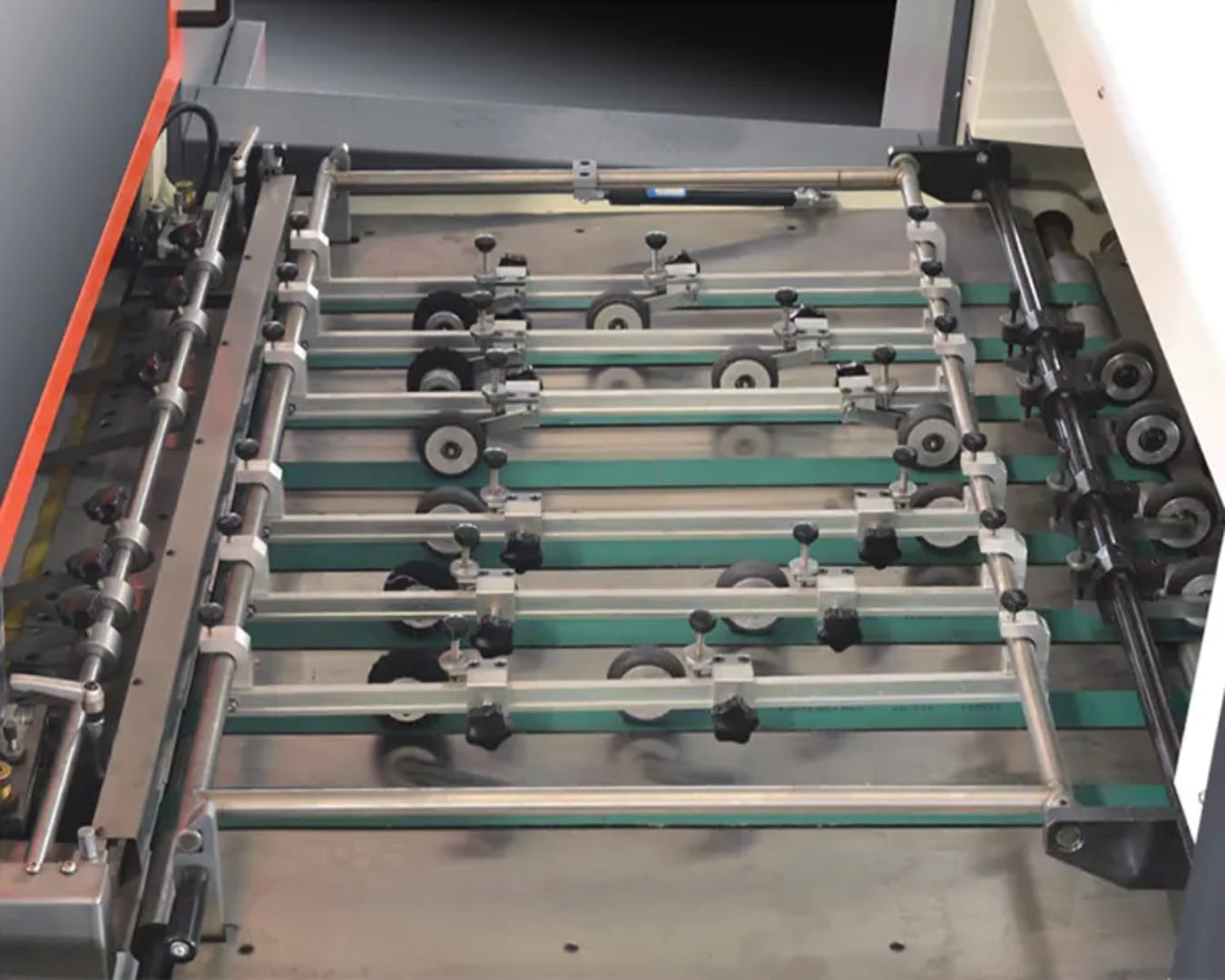 Automatic Die Cutting Machine