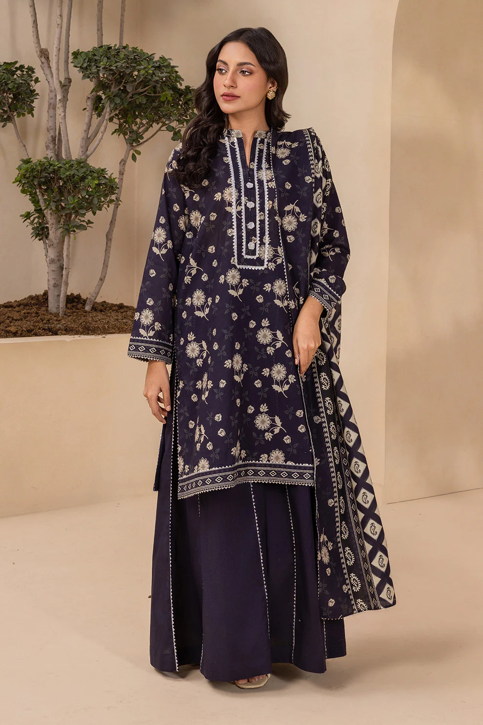 Women Unstitched 3 Piece Lawn Suit WLS-017