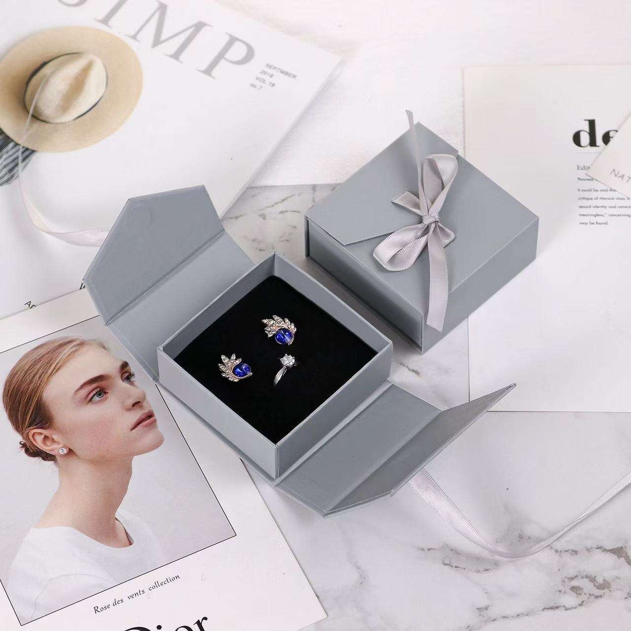 Elegant Jewelry Gift Set