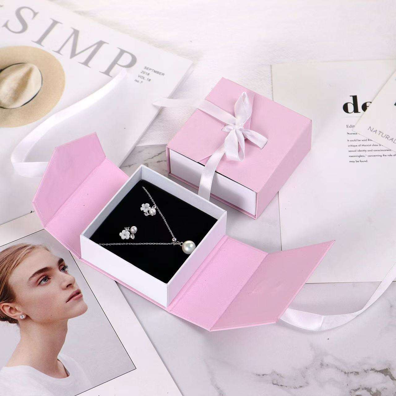 Elegant Jewelry Gift Set
