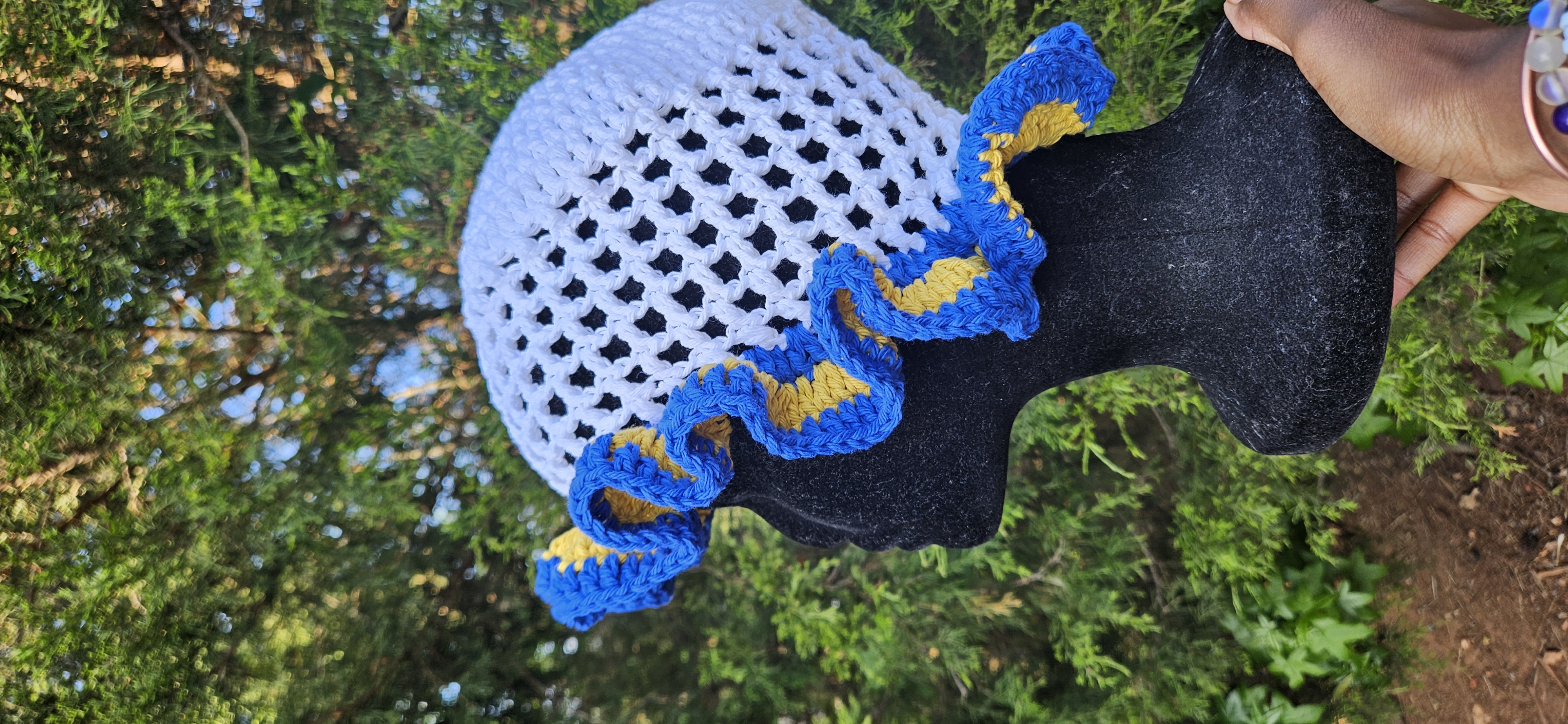 Wavy Ruffle Bucket Hat - White Gold & Blue