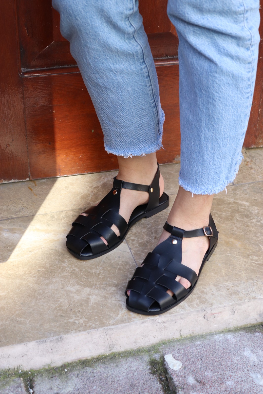 Kadın Günlük Sandalet – Rahat Taban Düz Kafes model