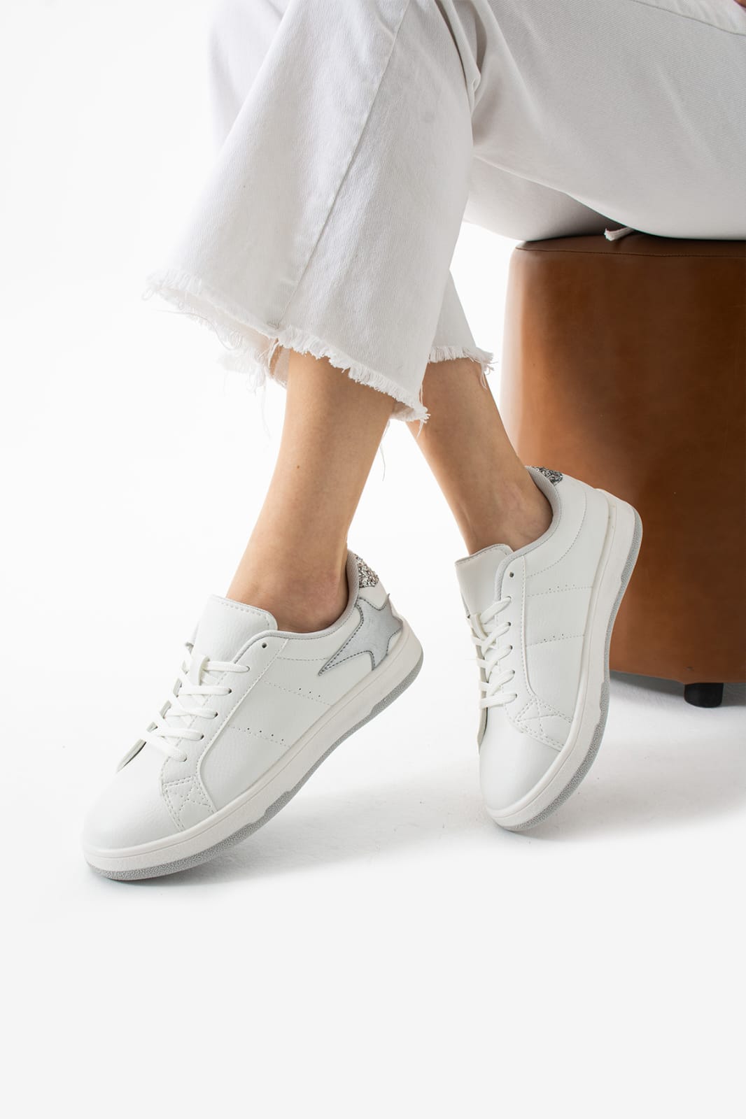 KADIN YILDIZLI SNEAKER