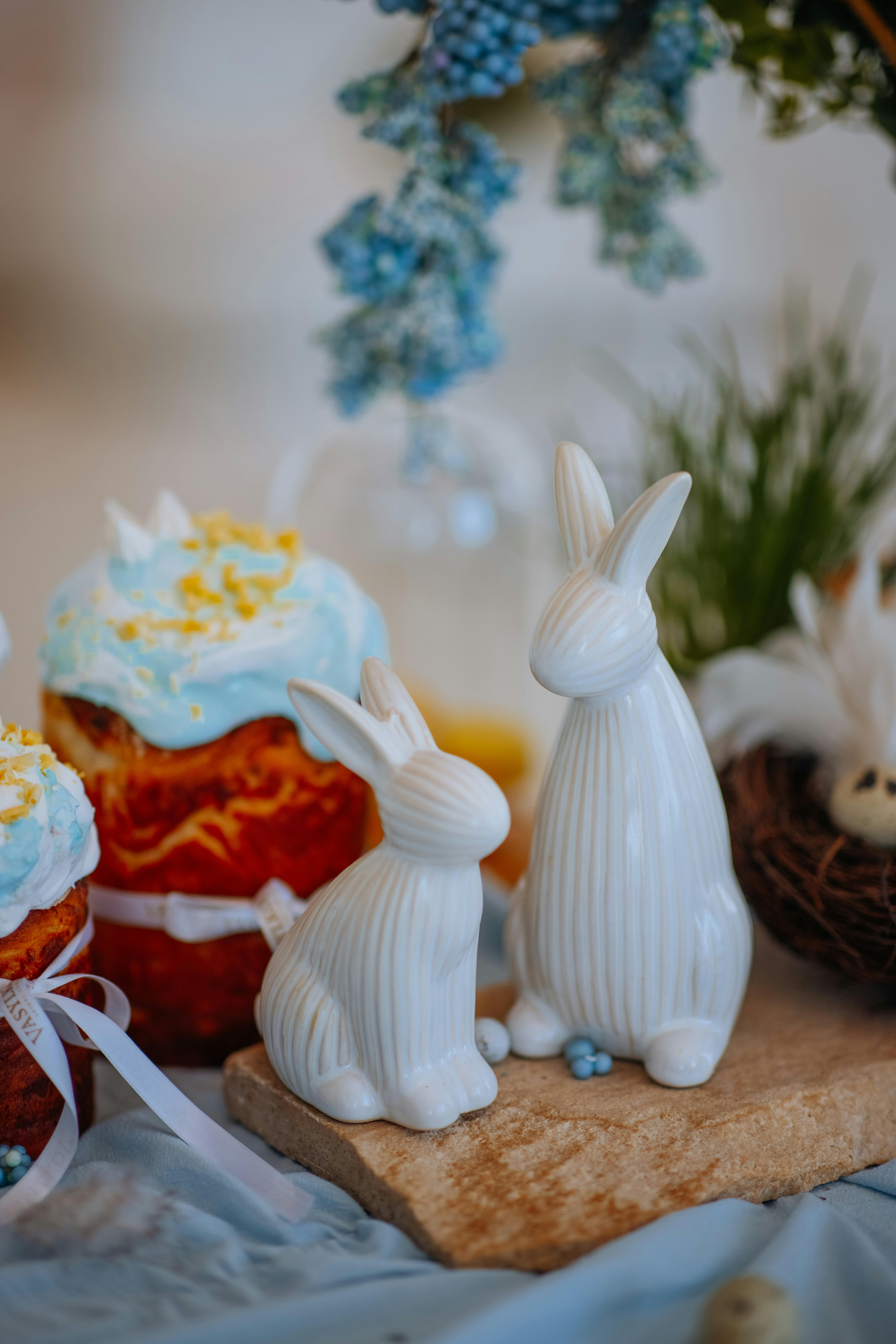 Example: Ceramic Bunny Figurines