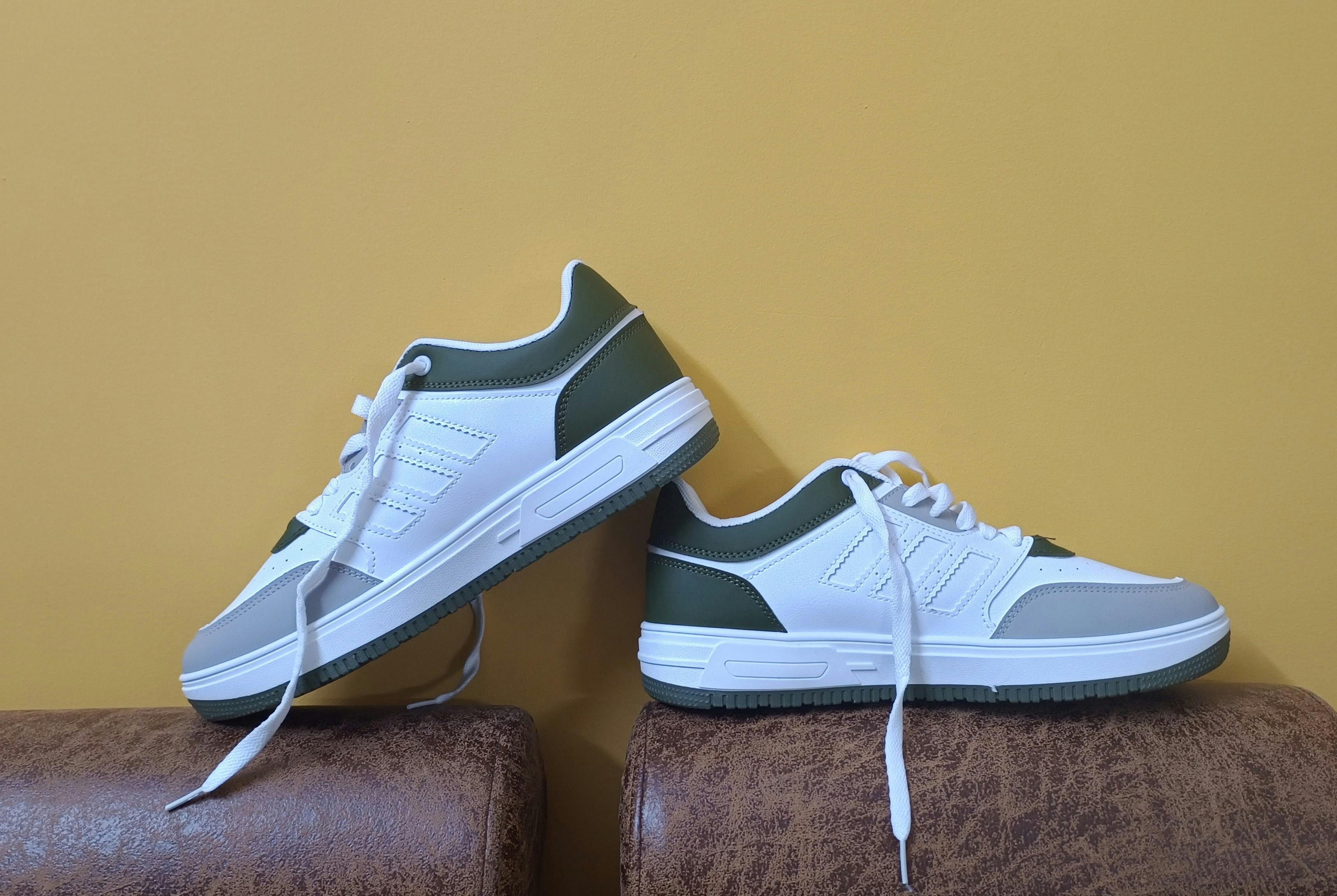 Example: White & Green Casual Sneakers