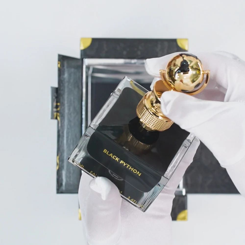 Globe Collection Black Python EDP Unisex | 100ml