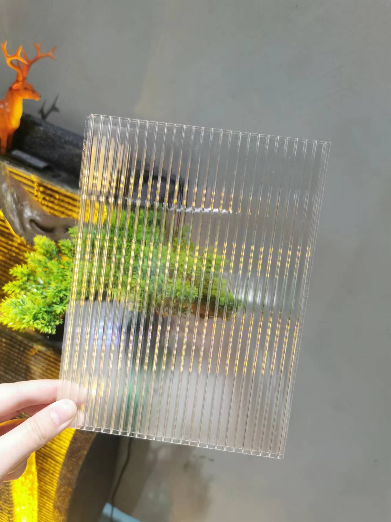 Polycarbonate hollow sheet is a strong, durable, and versatile material twin wall