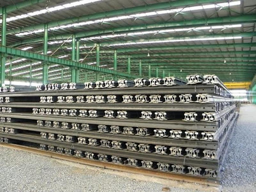 Supplier Original Used Rail Scrap R50-R65 Heavy Railway Steel Rail Tracks Exporters for Mine Using