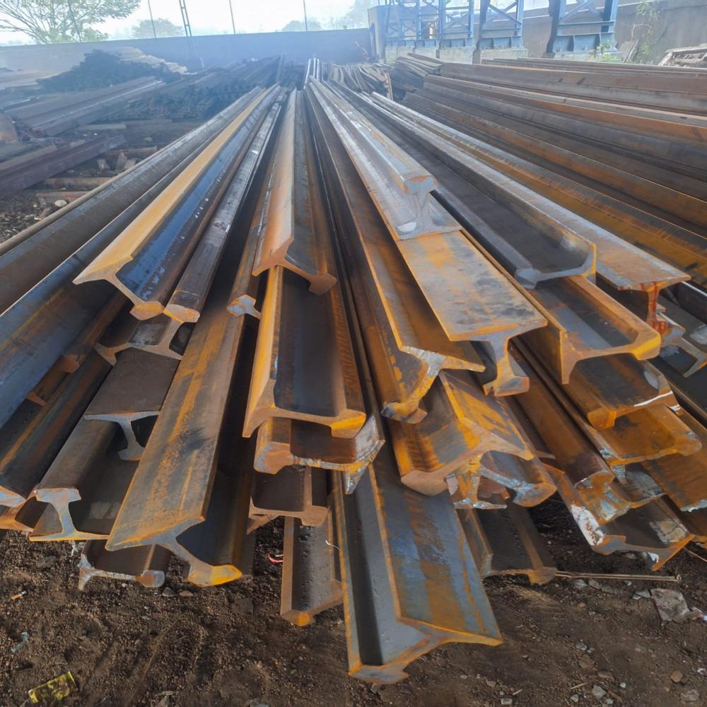 Best Grade Used Railway Rails Scrap R50 R65 Heavy Iron Metal Track Scrap for Sale for Steel Recycling and Construction