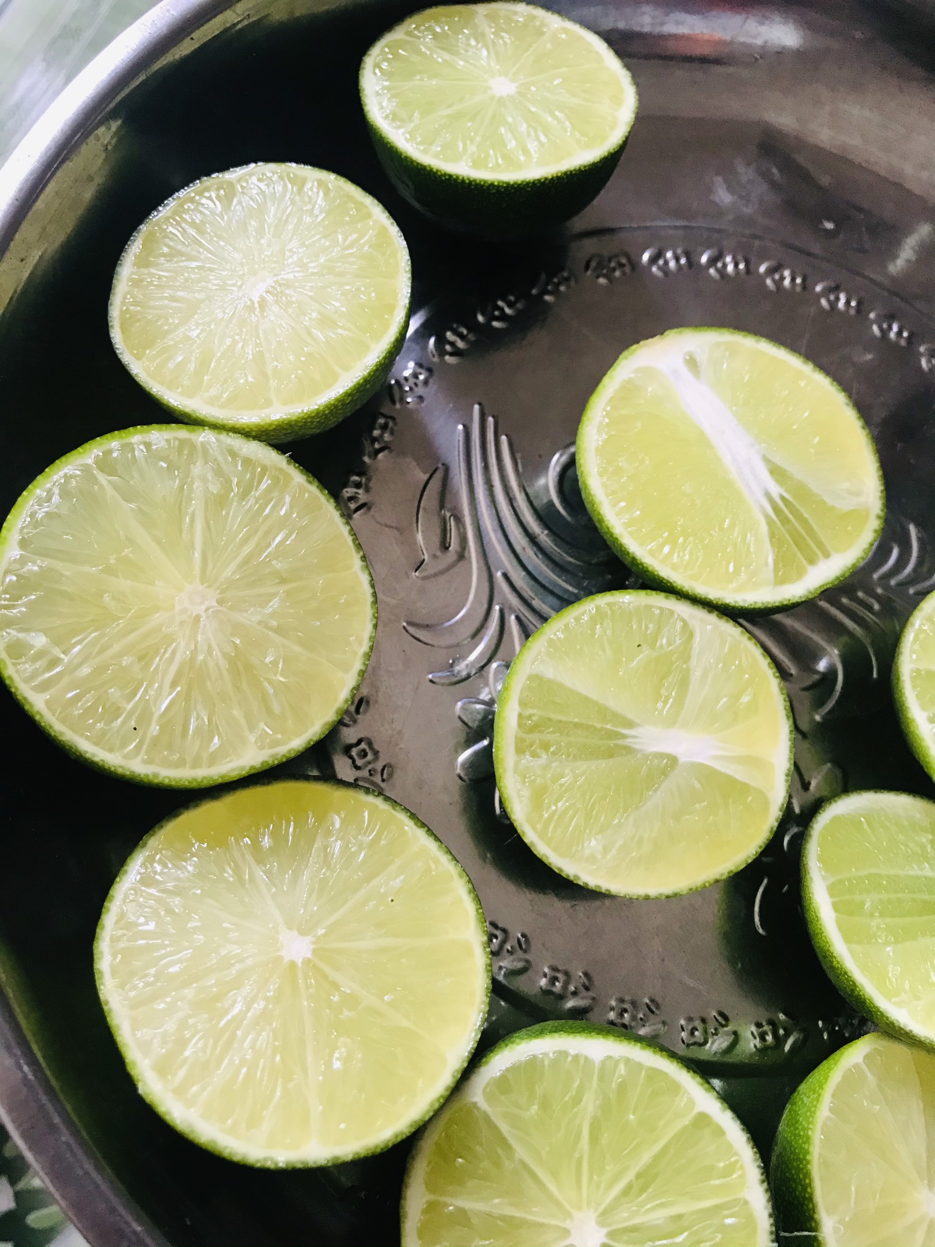 VIETNAMESE WHOLESALE FRUIT FRESH LEMON/ FRESH LIME/ SEEDLESS LIME 