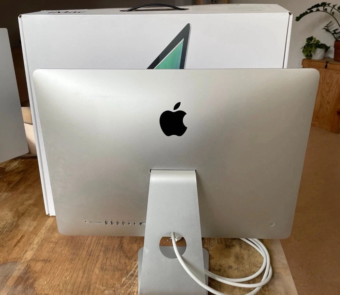 All in one Apple iMac 21,5" i5 - 8GB RAM - 1TB - OVP - Top Zustand