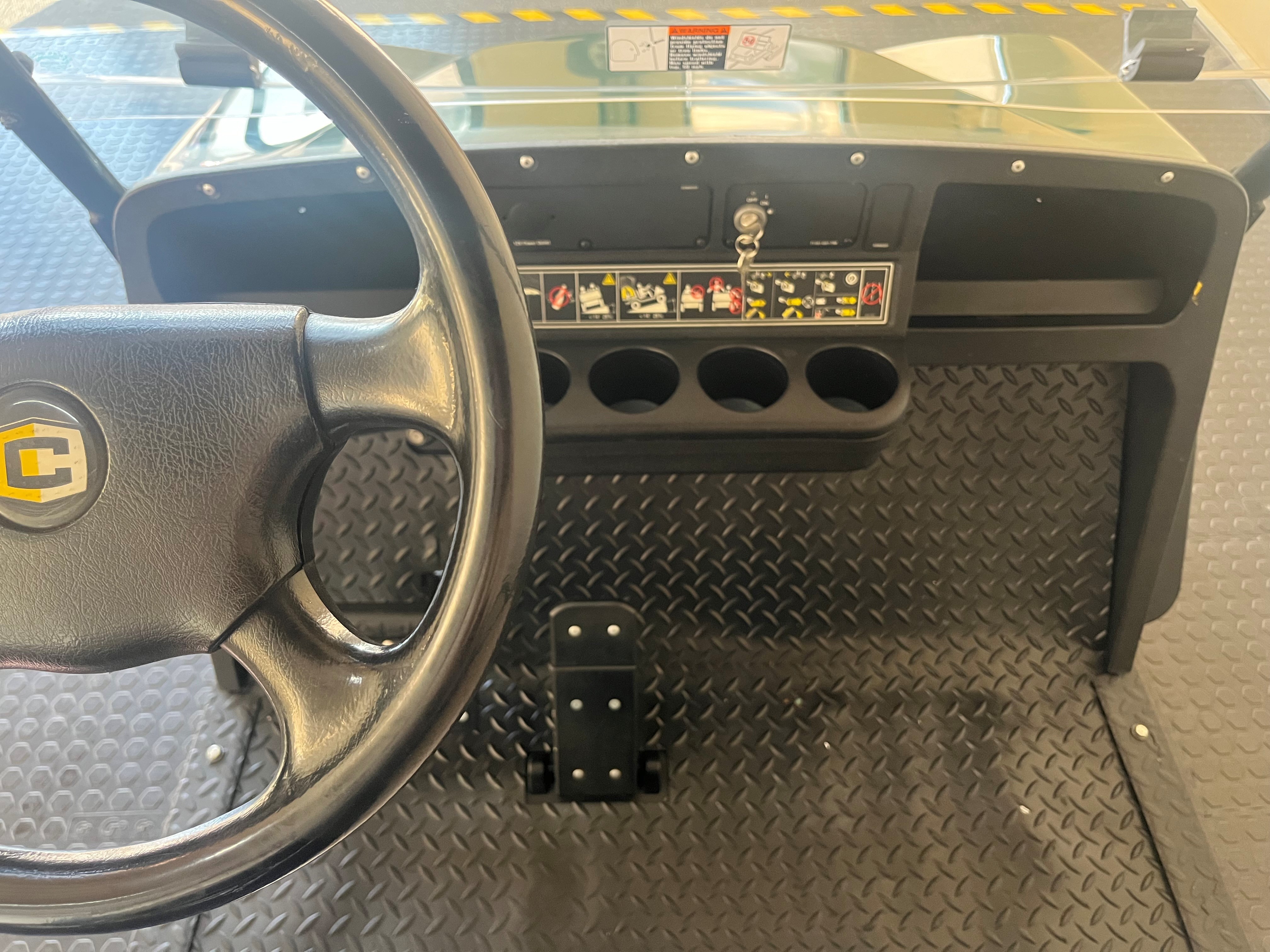 Cushman Utility Golf Cart