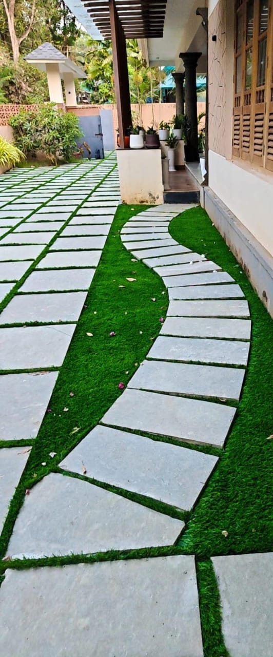 Curved Stone Garden Pathway