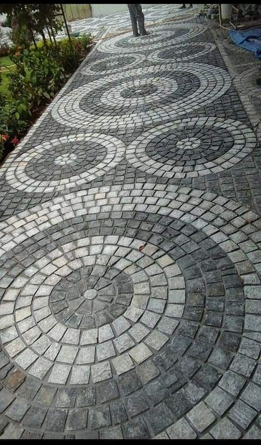 Designer Cobblestone Pathway 4X4