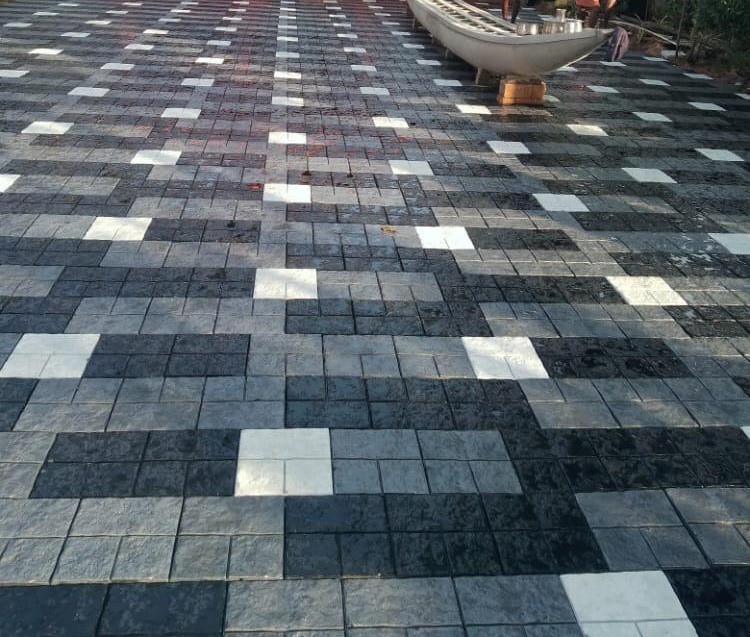 Patterned Outdoor Floor Tiles