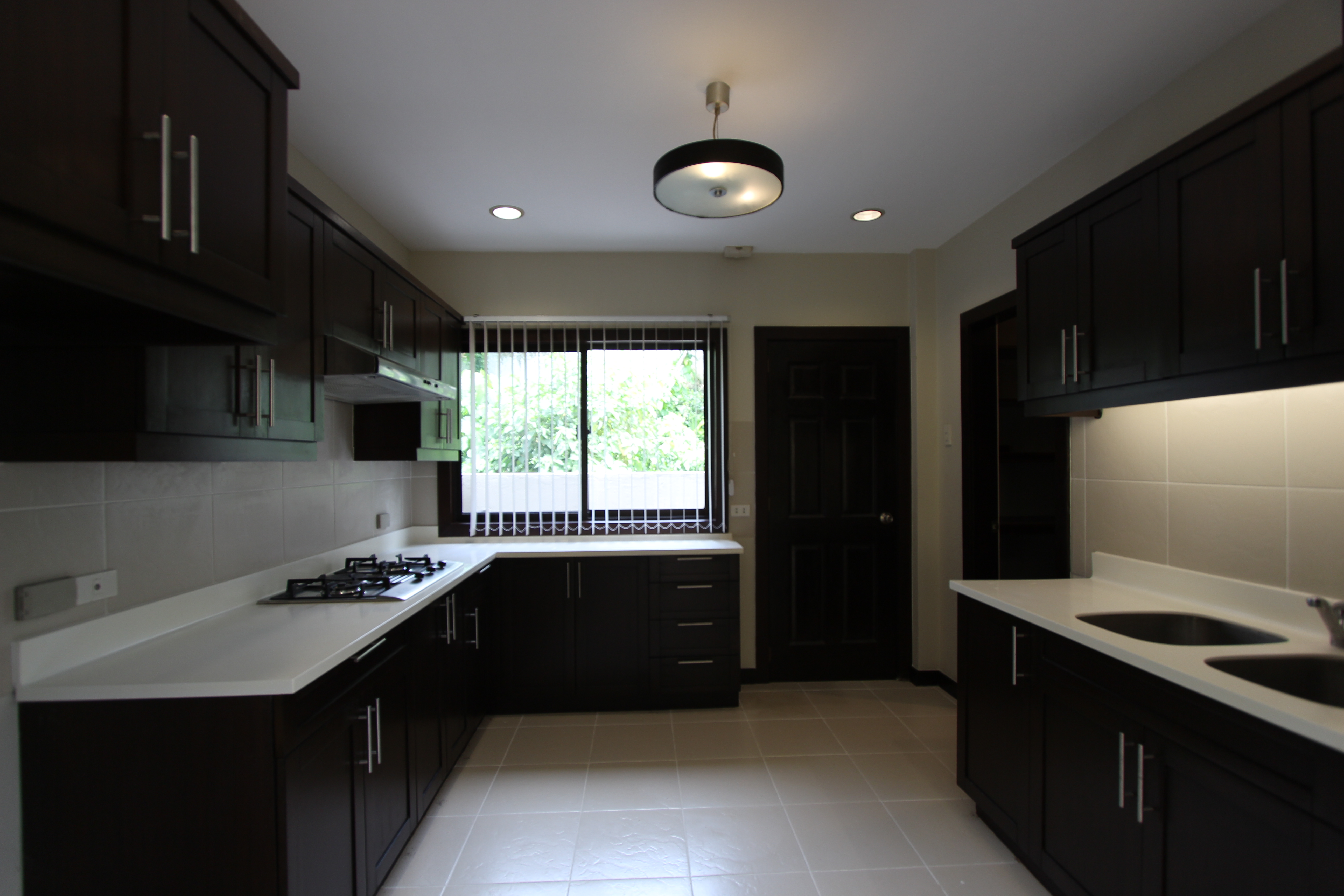 4-Bedroom Semi-Furnished House, Maria Luisa - Cebu