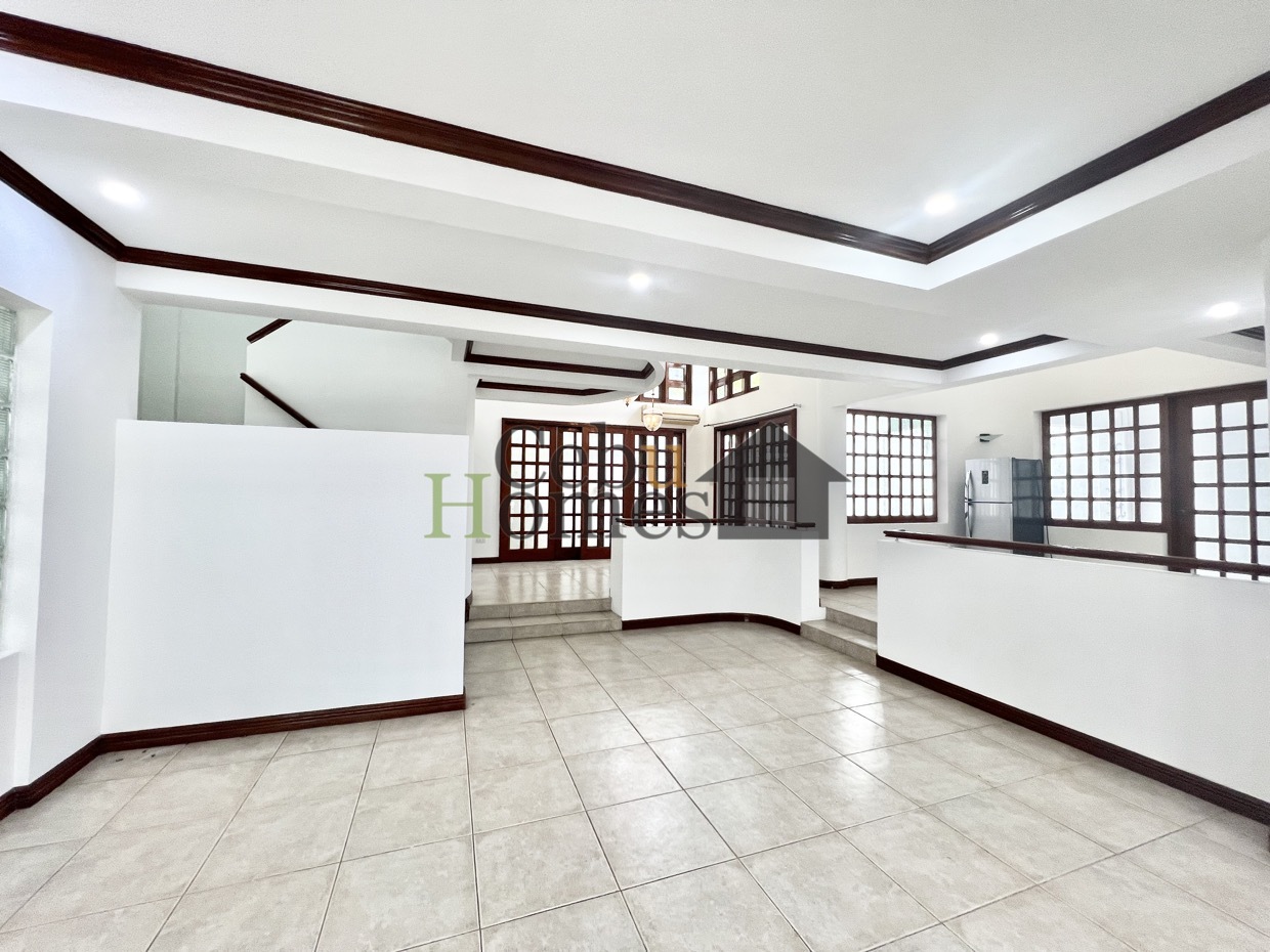 #0918: 3-Bedroom Unfurnished House, Talamban Subdivision