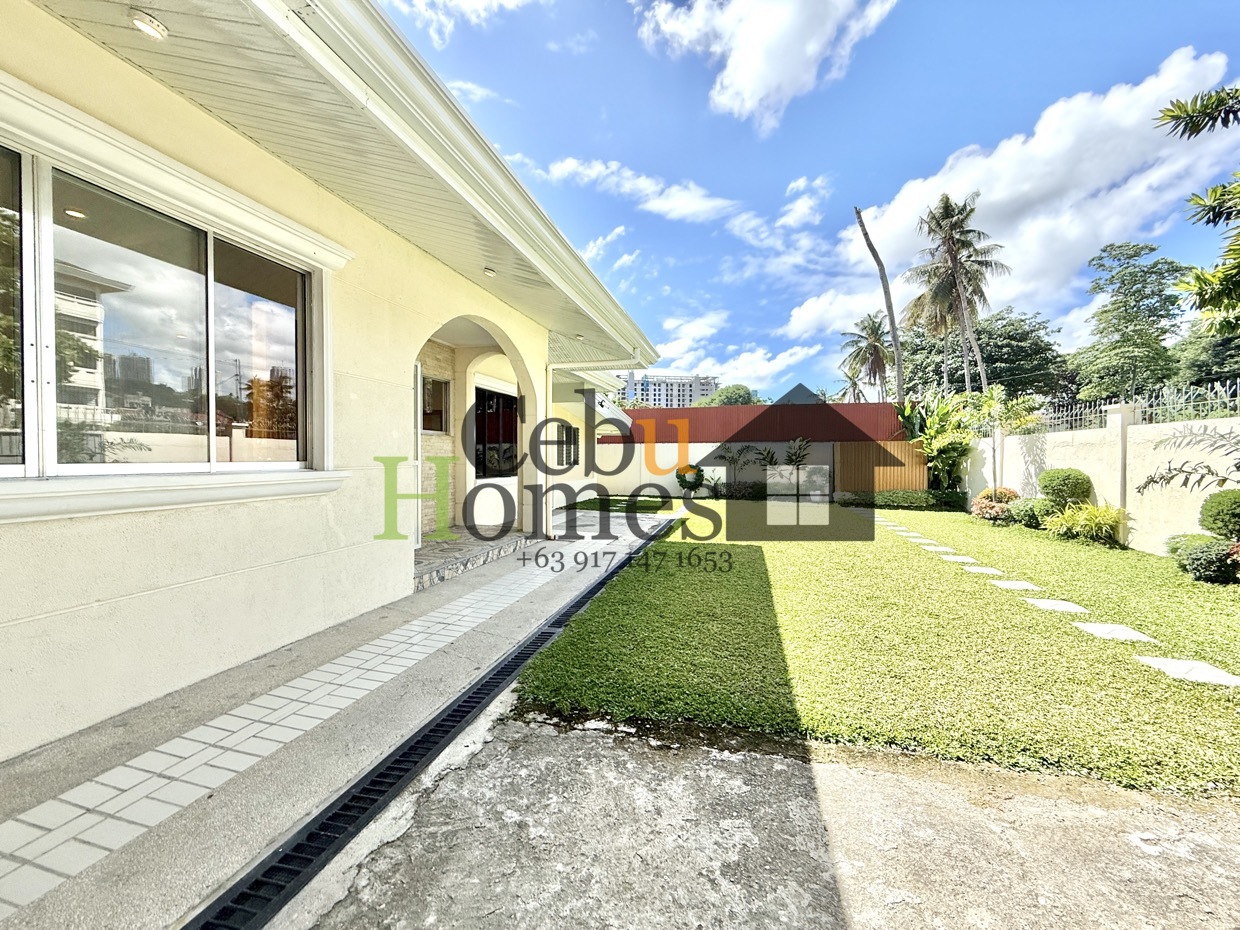 #0931: 3-Bedroom Bungalow House, Banilad